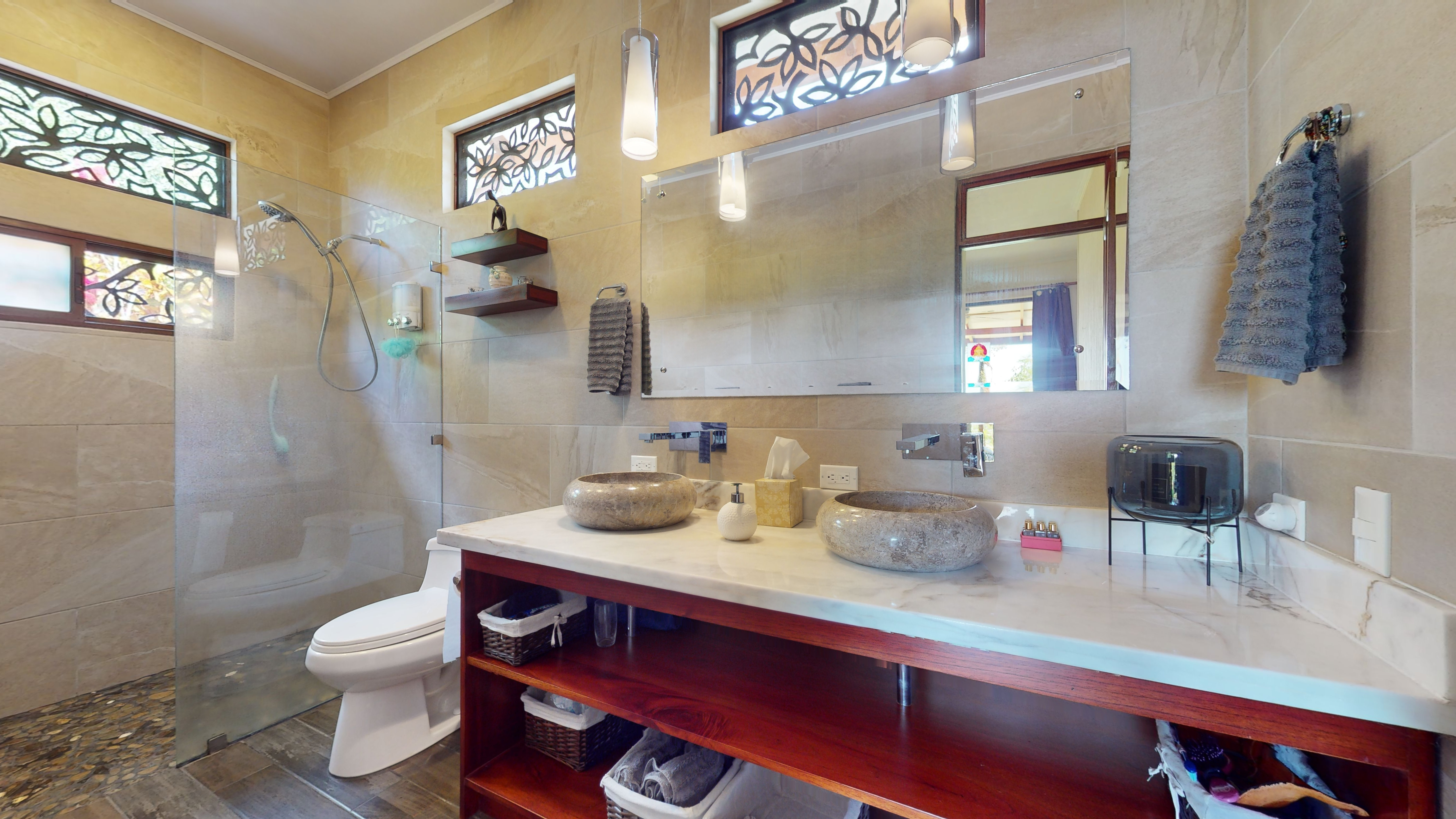 4 bed Single Family Homes For Sale in Ojochal, Puntarenas - thumb 21