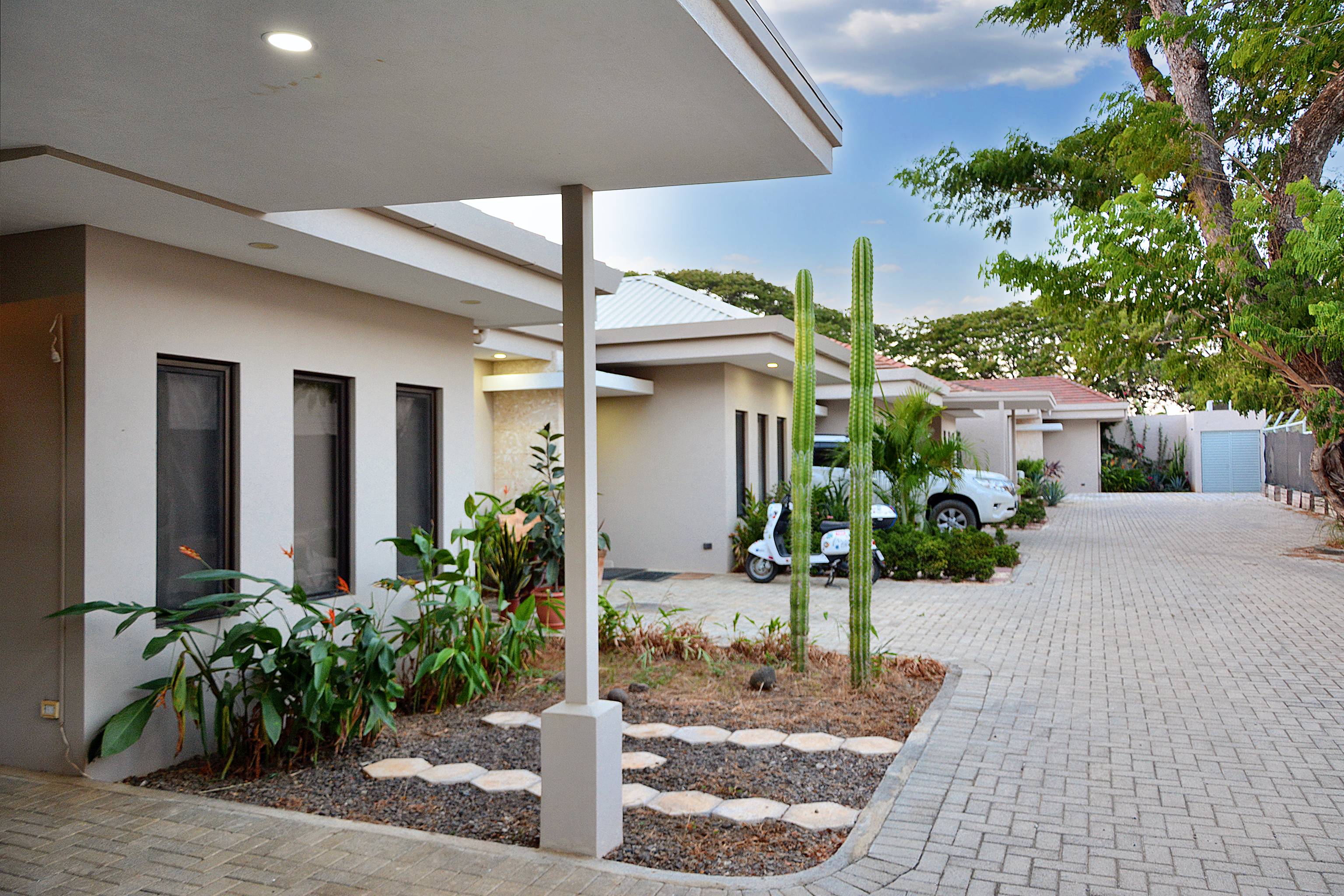 2 bed Single Family Homes For Rent in Playas Del Coco, Guanacaste - thumb 14