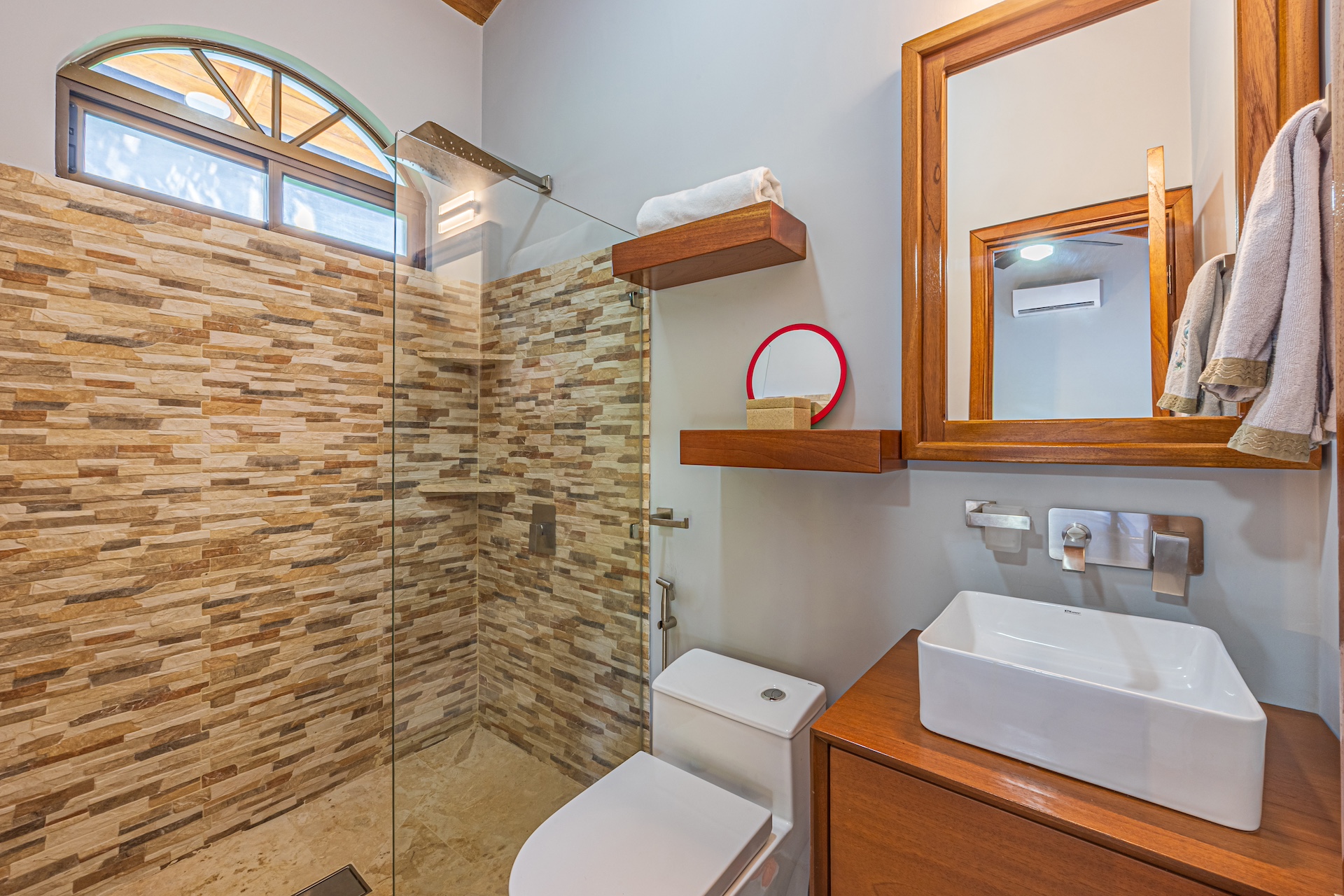 3 bed Single Family Homes For Sale in Uvita, Puntarenas - thumb 17