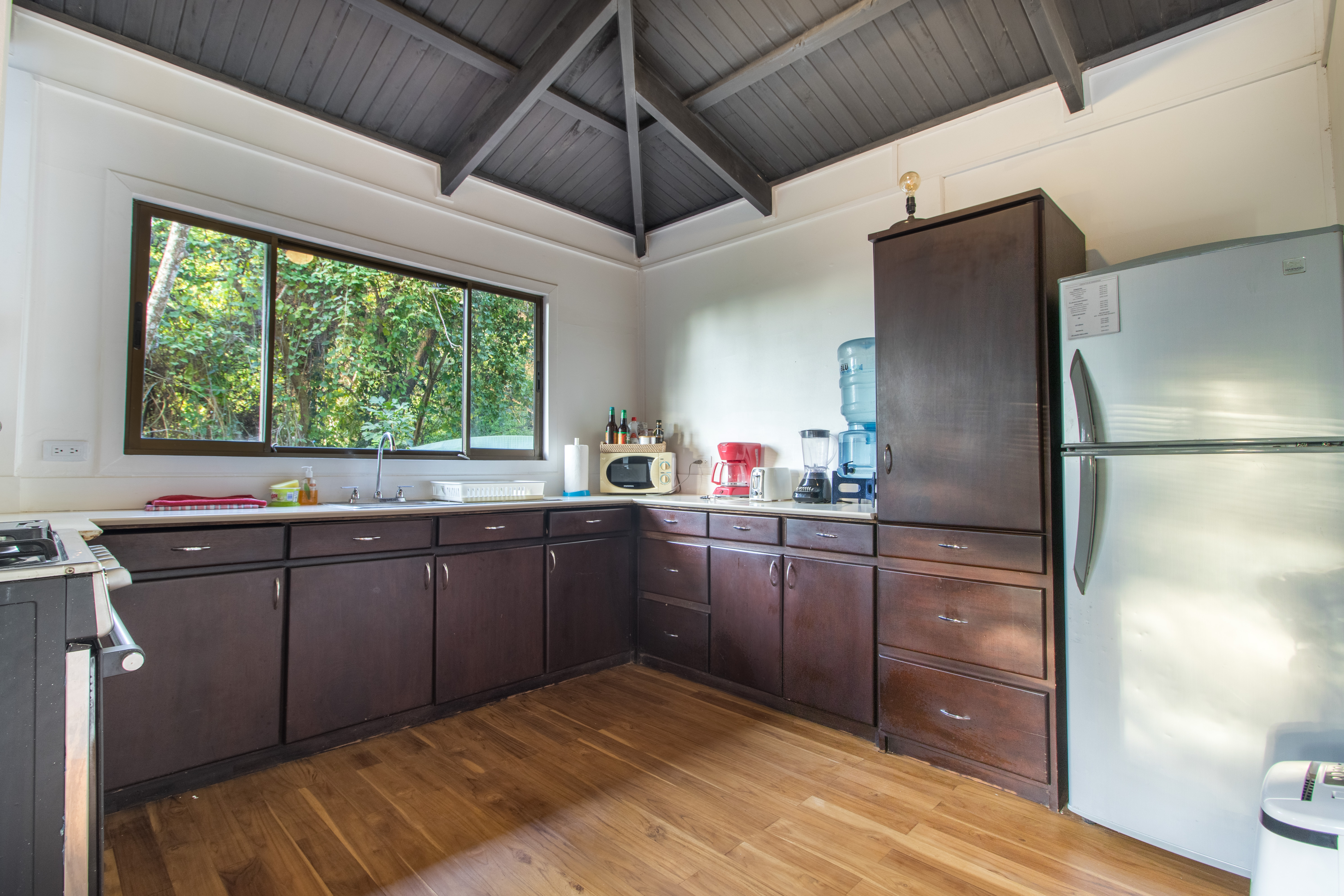 6 bed Single Family Homes For Sale in Malpais, Puntarenas - thumb 8