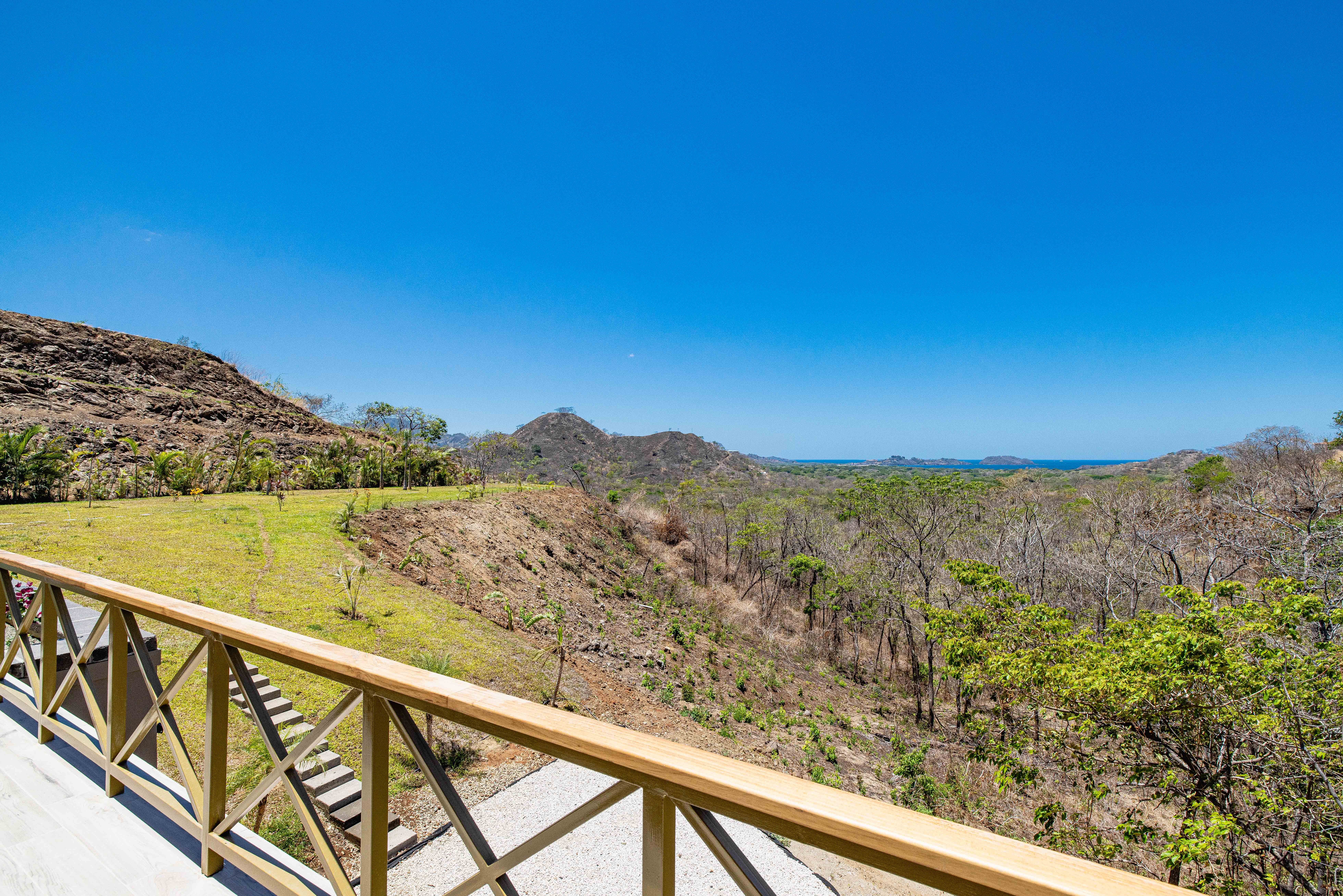 4 bed Single Family Homes For Sale in Playa Potrero, Guanacaste - thumb 24
