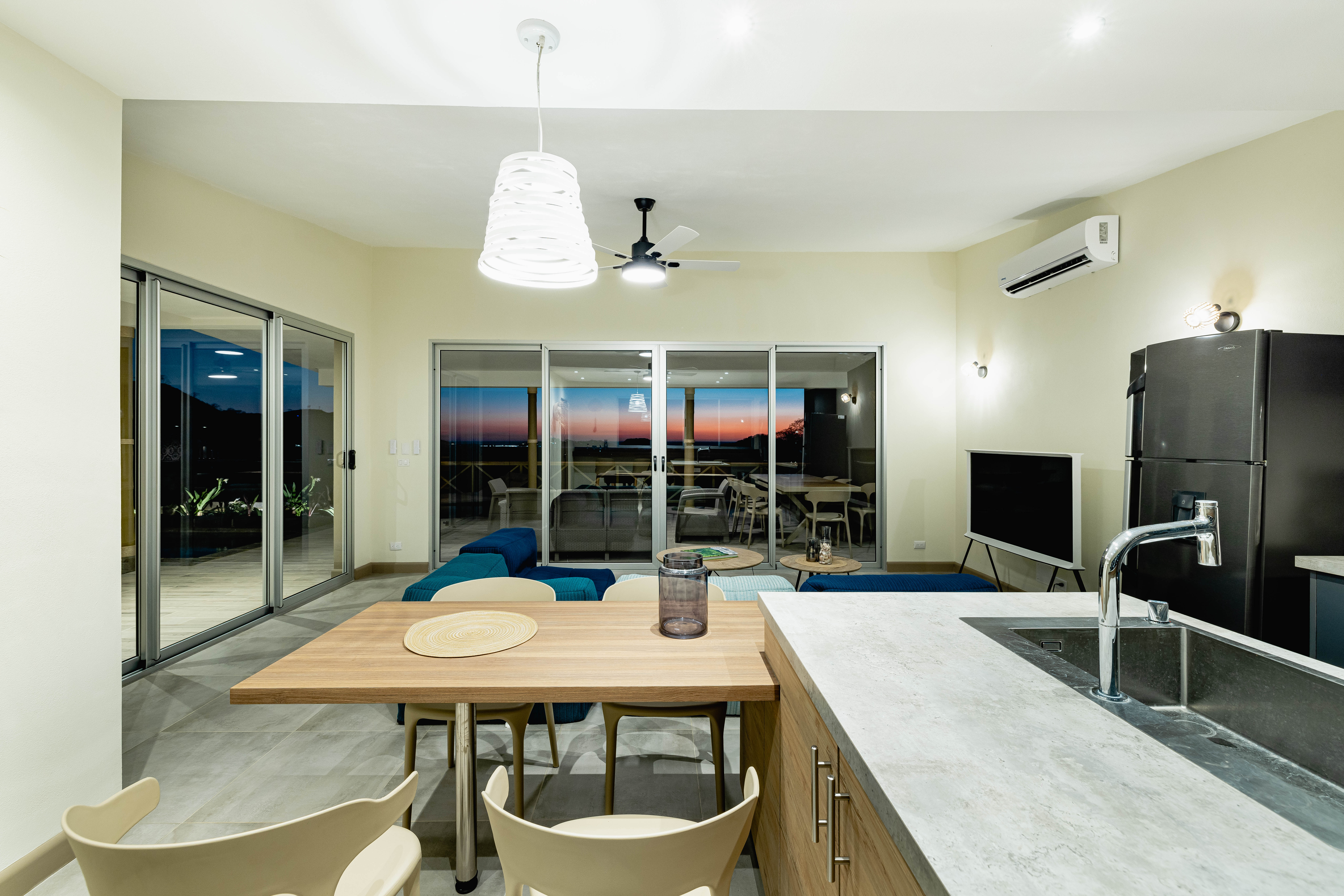 4 bed Single Family Homes For Sale in Playa Potrero, Guanacaste - thumb 9