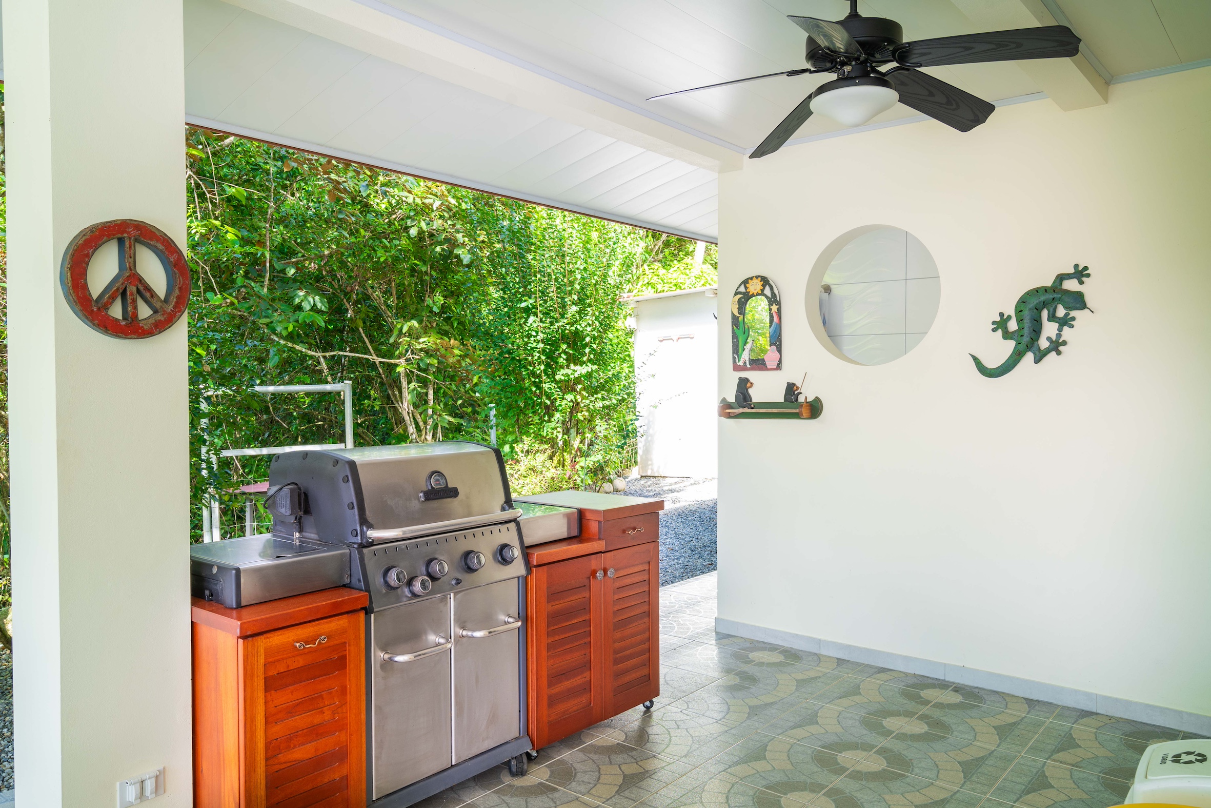 3 bed Single Family Homes For Sale in Dominical, Puntarenas - thumb 10