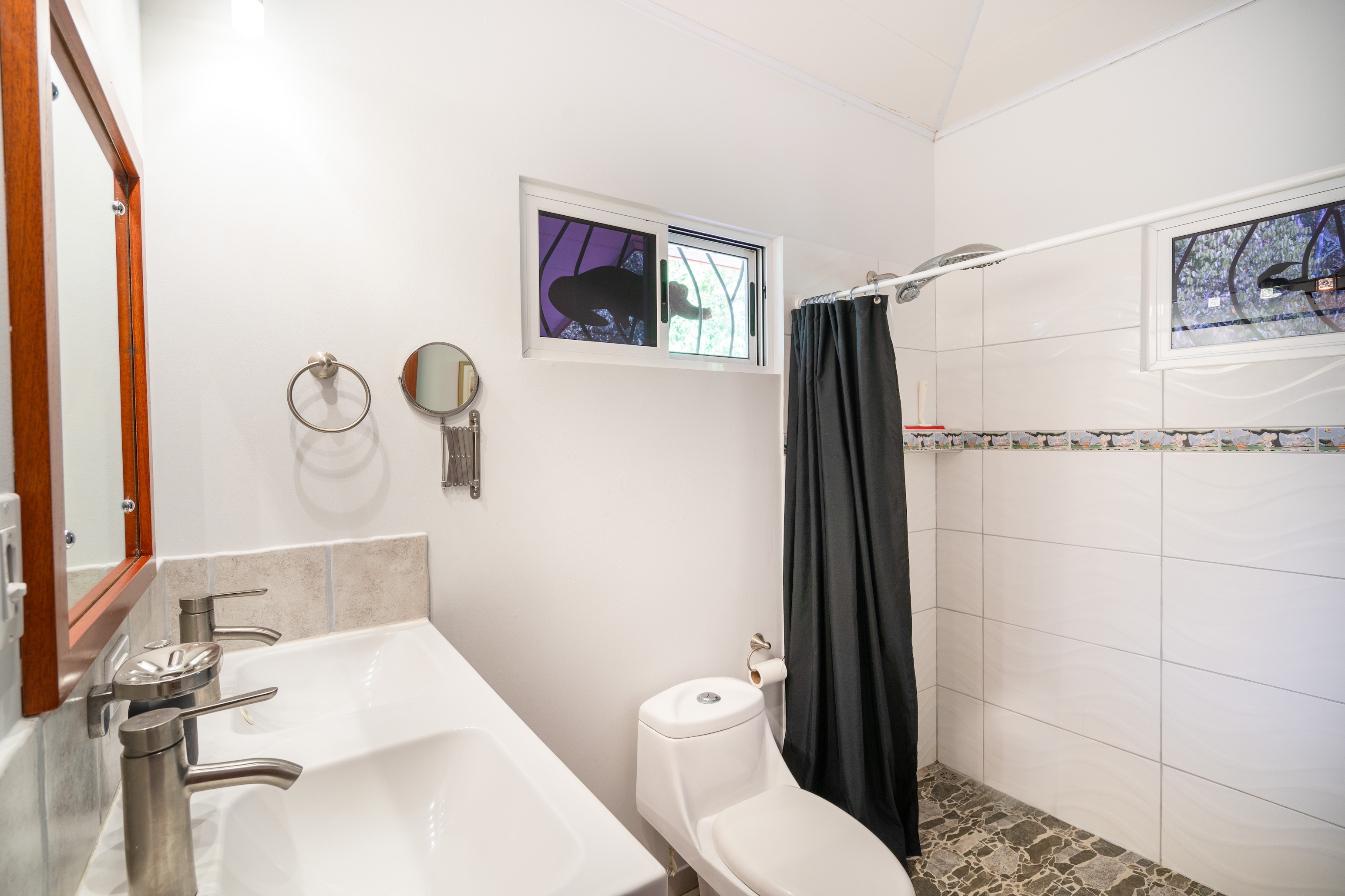 3 bed Single Family Homes For Sale in Dominical, Puntarenas - thumb 21