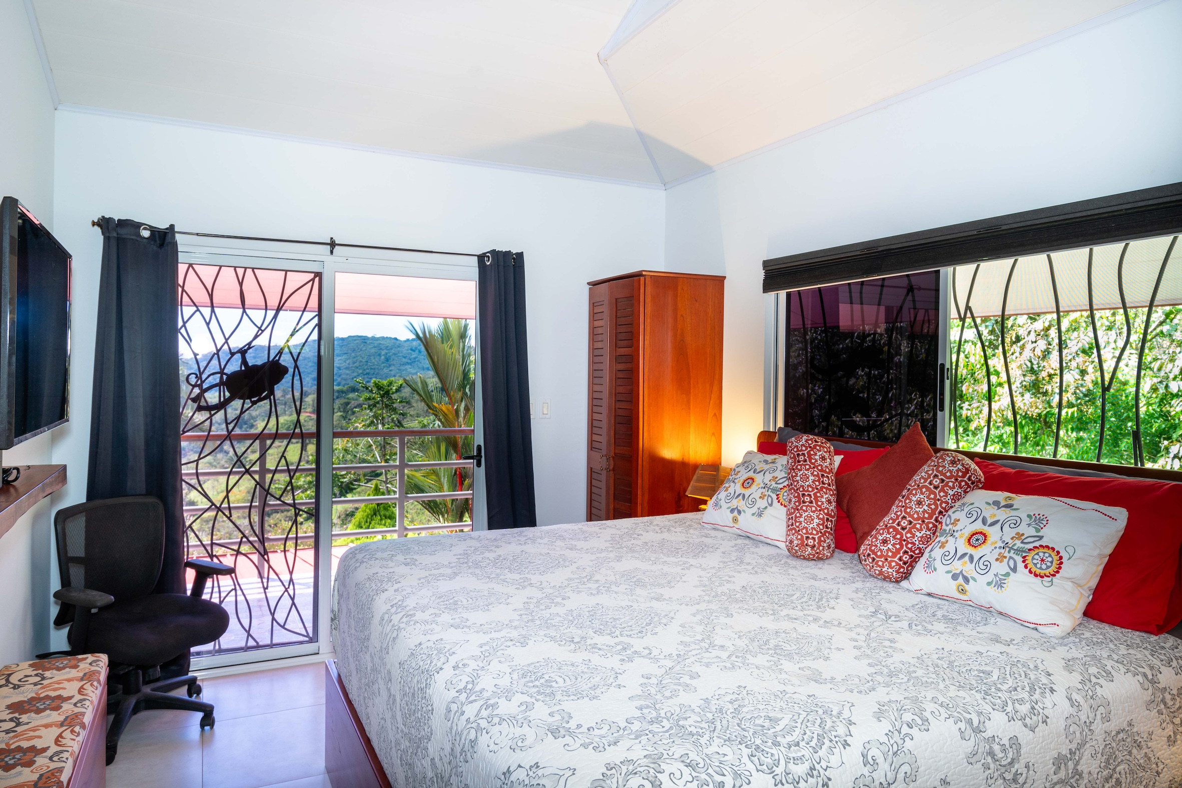 3 bed Single Family Homes For Sale in Dominical, Puntarenas - thumb 19