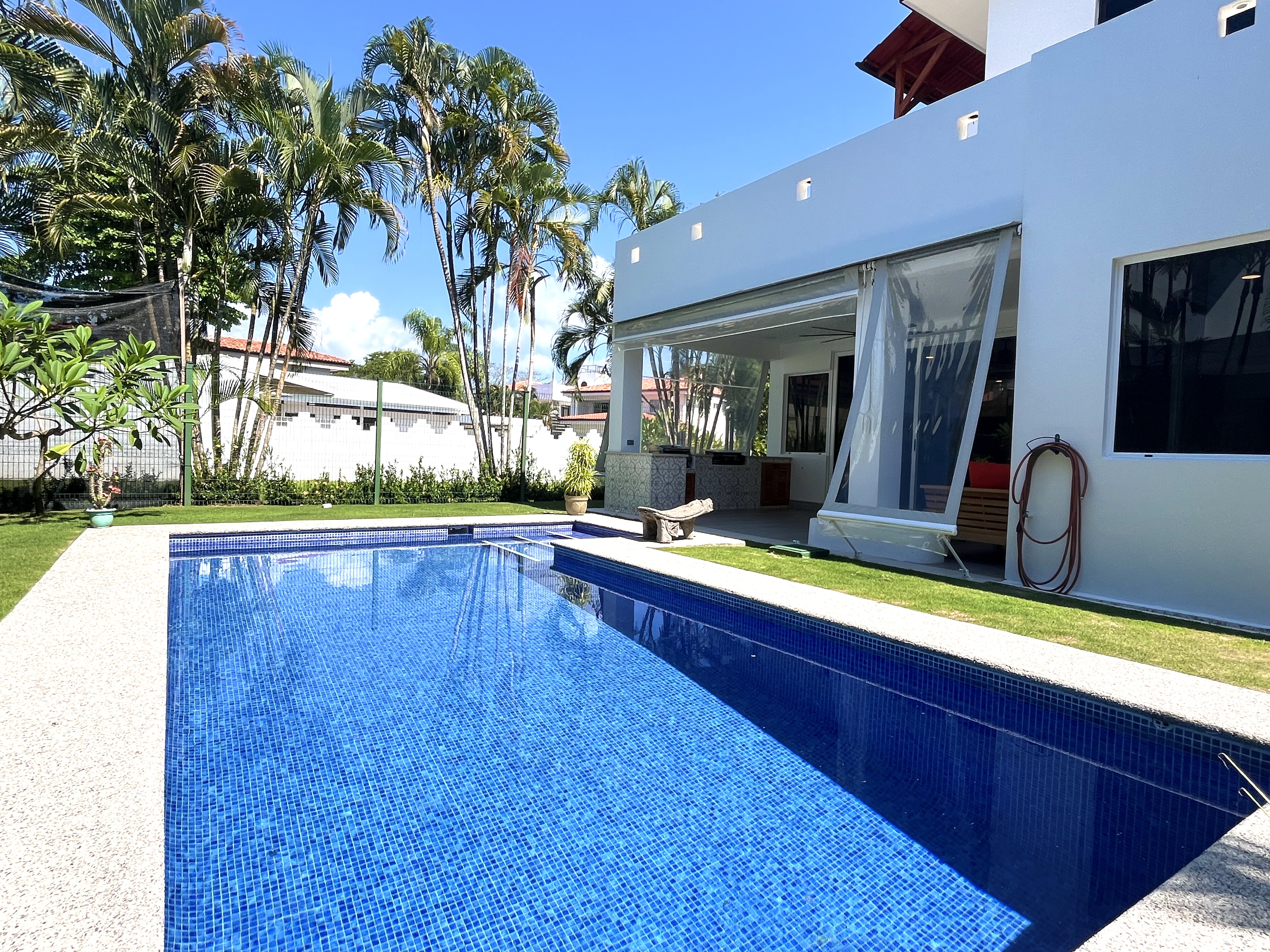 3 bed Single Family Homes For Sale in Playa Hermosa, Puntarenas - thumb 16