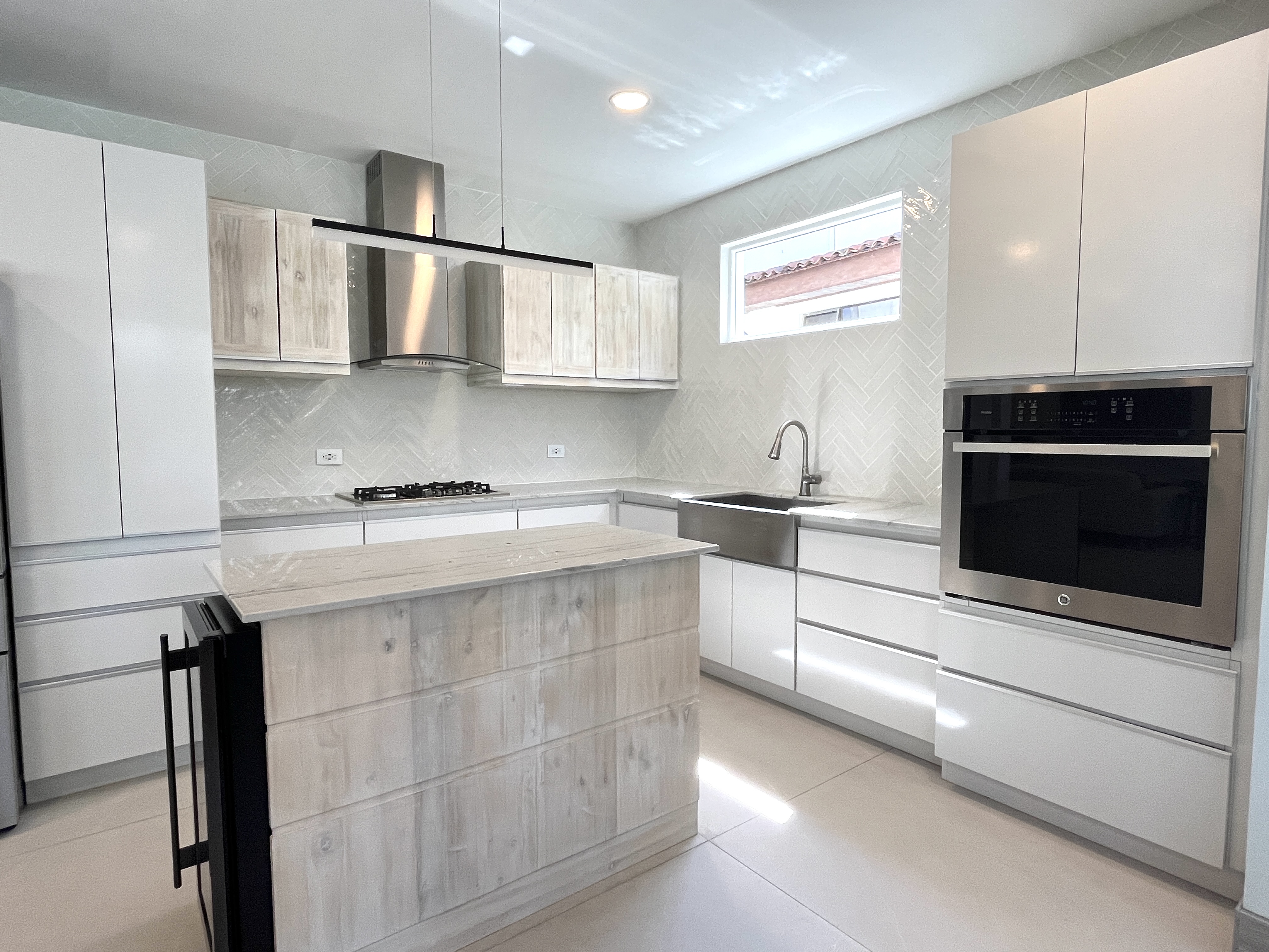 3 bed Single Family Homes For Sale in Playa Hermosa, Puntarenas - thumb 5