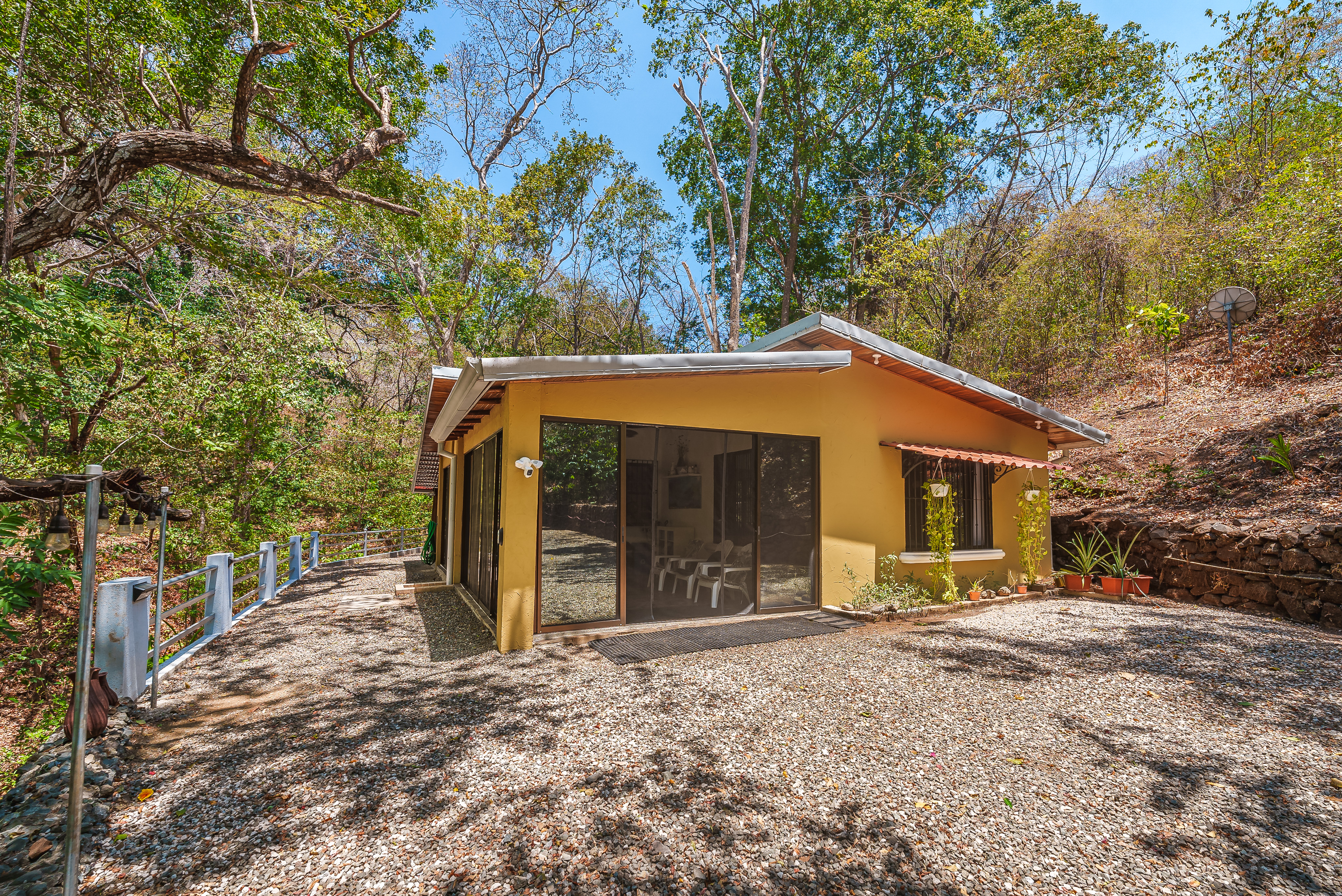 4 bed Single Family Homes For Sale in Huacas, Guanacaste - thumb 17