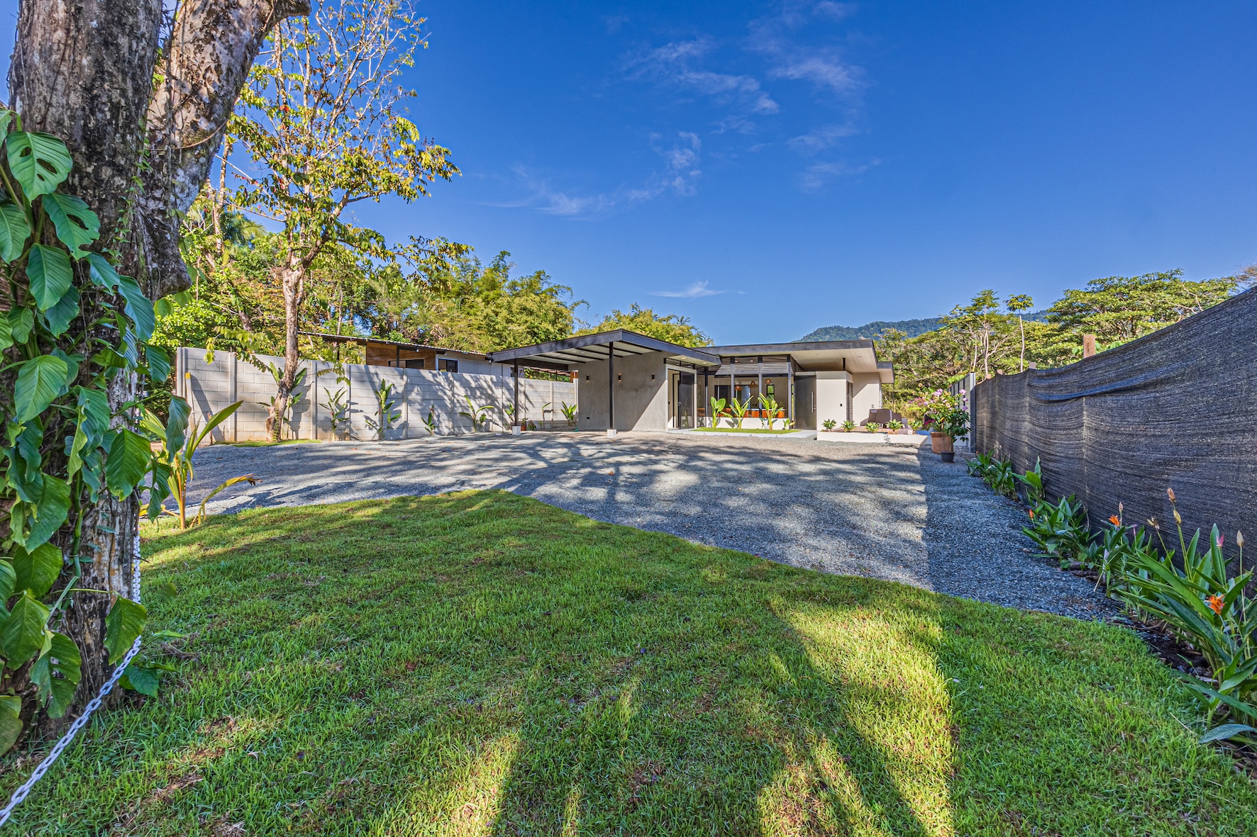 2 bed Single Family Homes For Sale in Uvita, Puntarenas - thumb 5