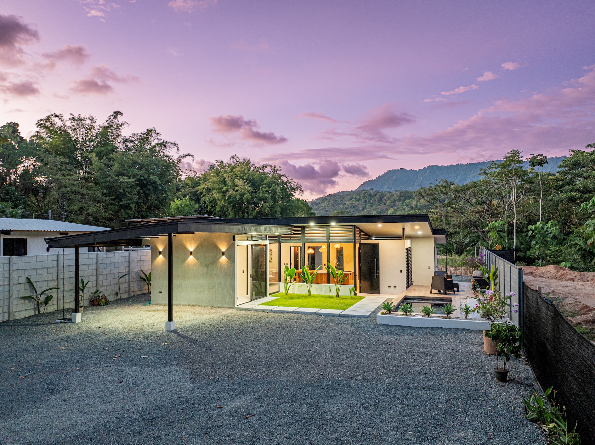 2 bed Single Family Homes For Sale in Uvita, Puntarenas - thumb 3