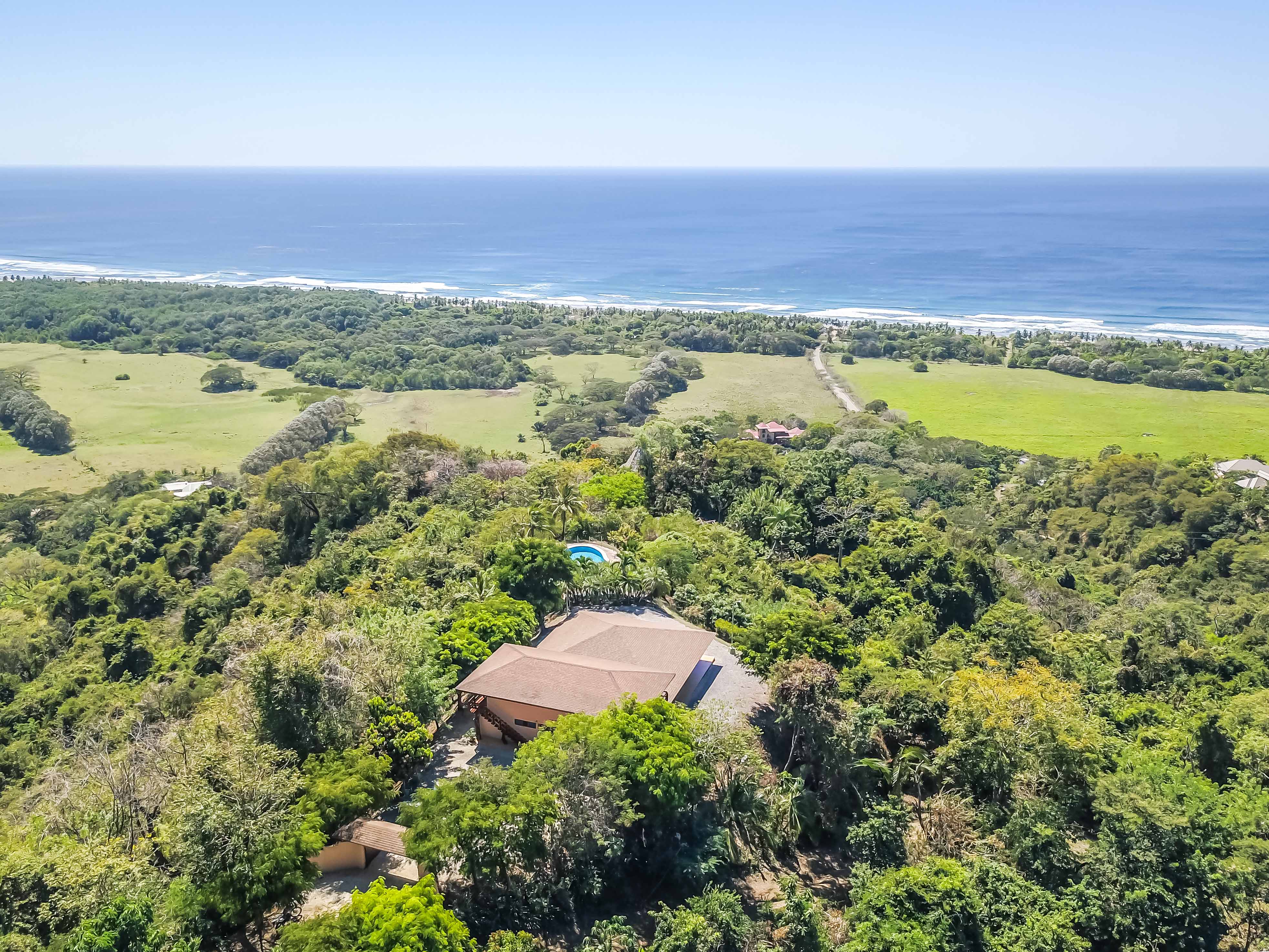 4 bed Single Family Homes For Sale in PlayaCoyote, Guanacaste - thumb 1