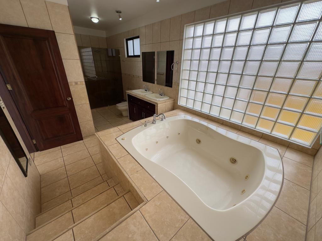 3 bed Single Family Homes For Rent in Barva, Heredia - thumb 2