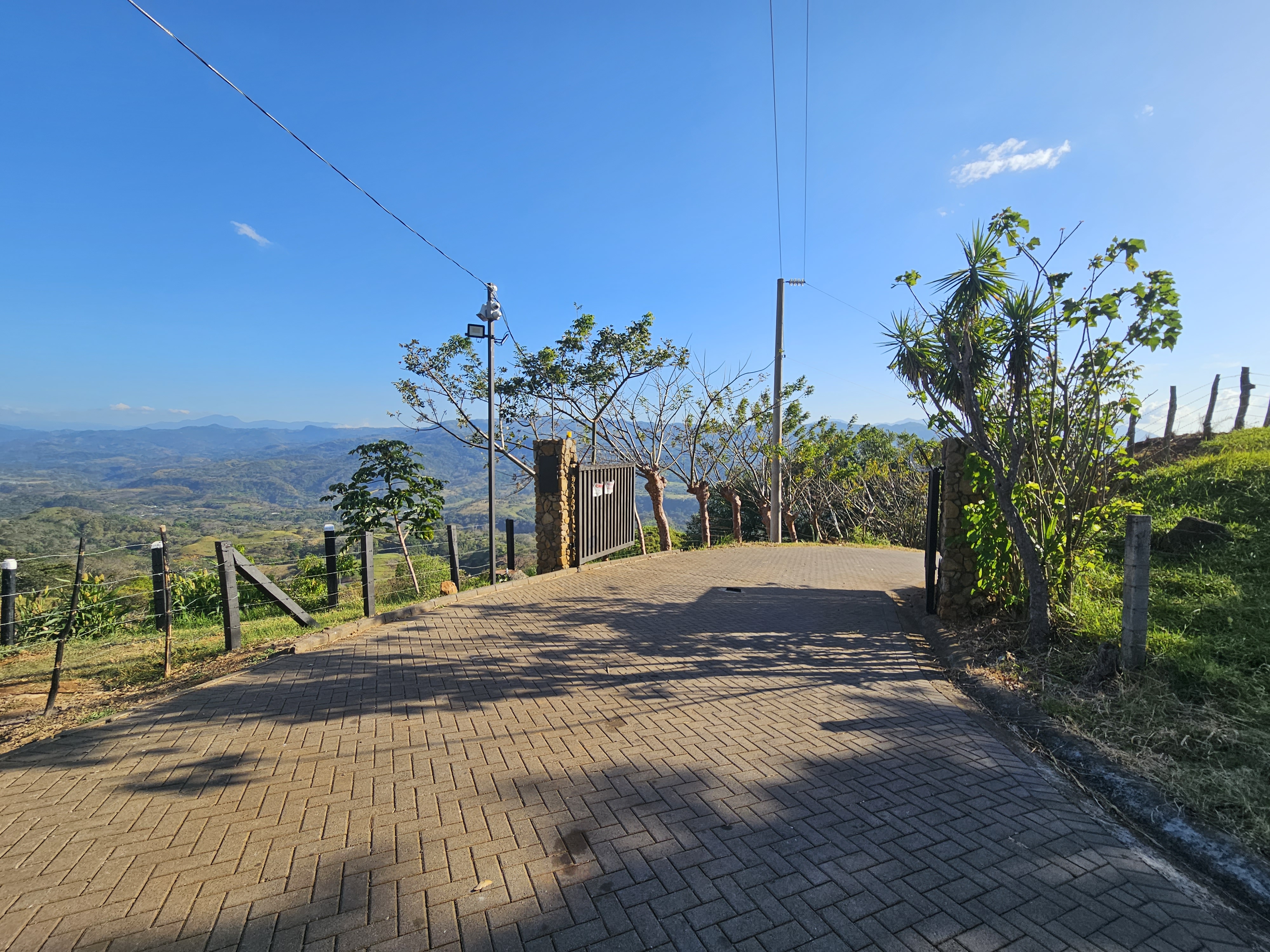 2 bed Land For Sale in Atenas, Alajuela - thumb 1