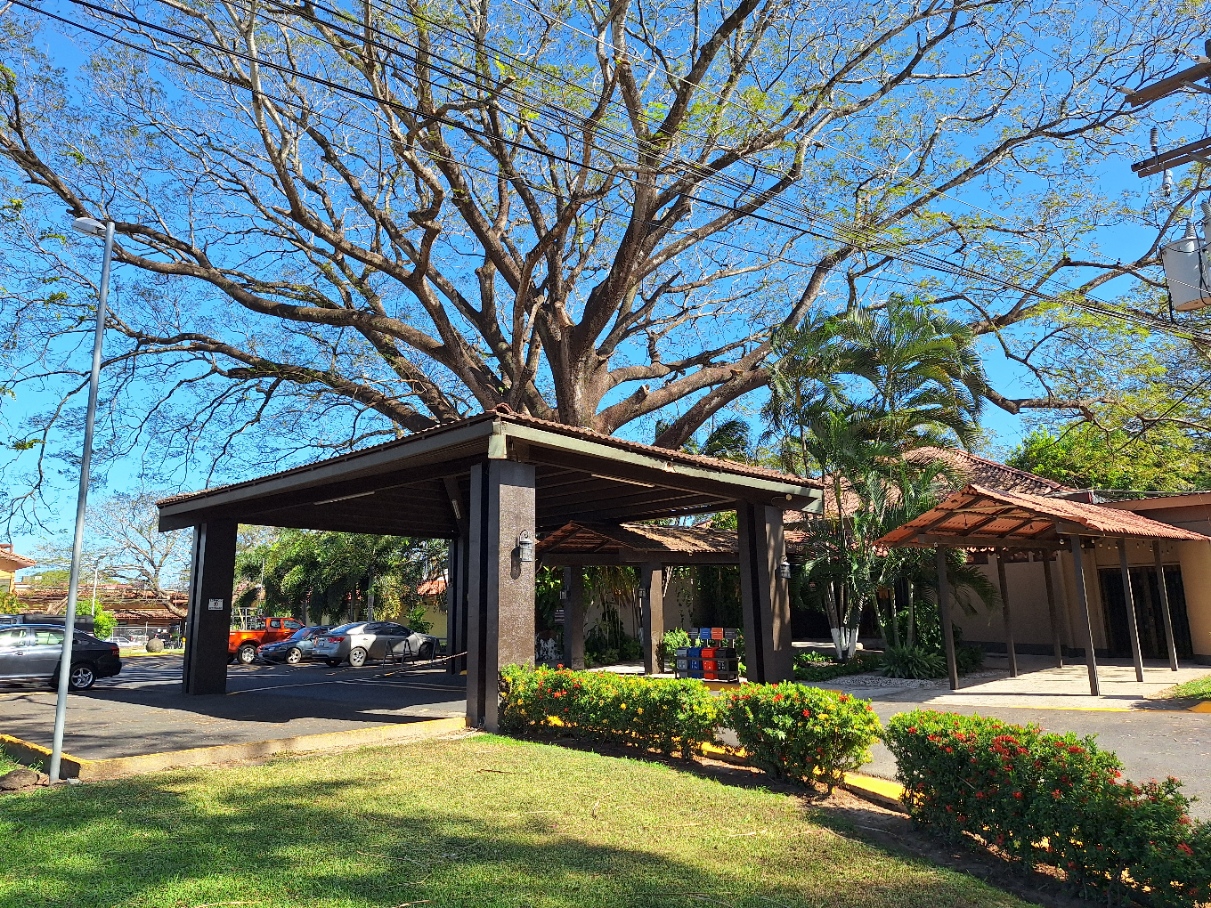 64 bed Hotel / Leisure For Sale in Liberia, Guanacaste - thumb 1