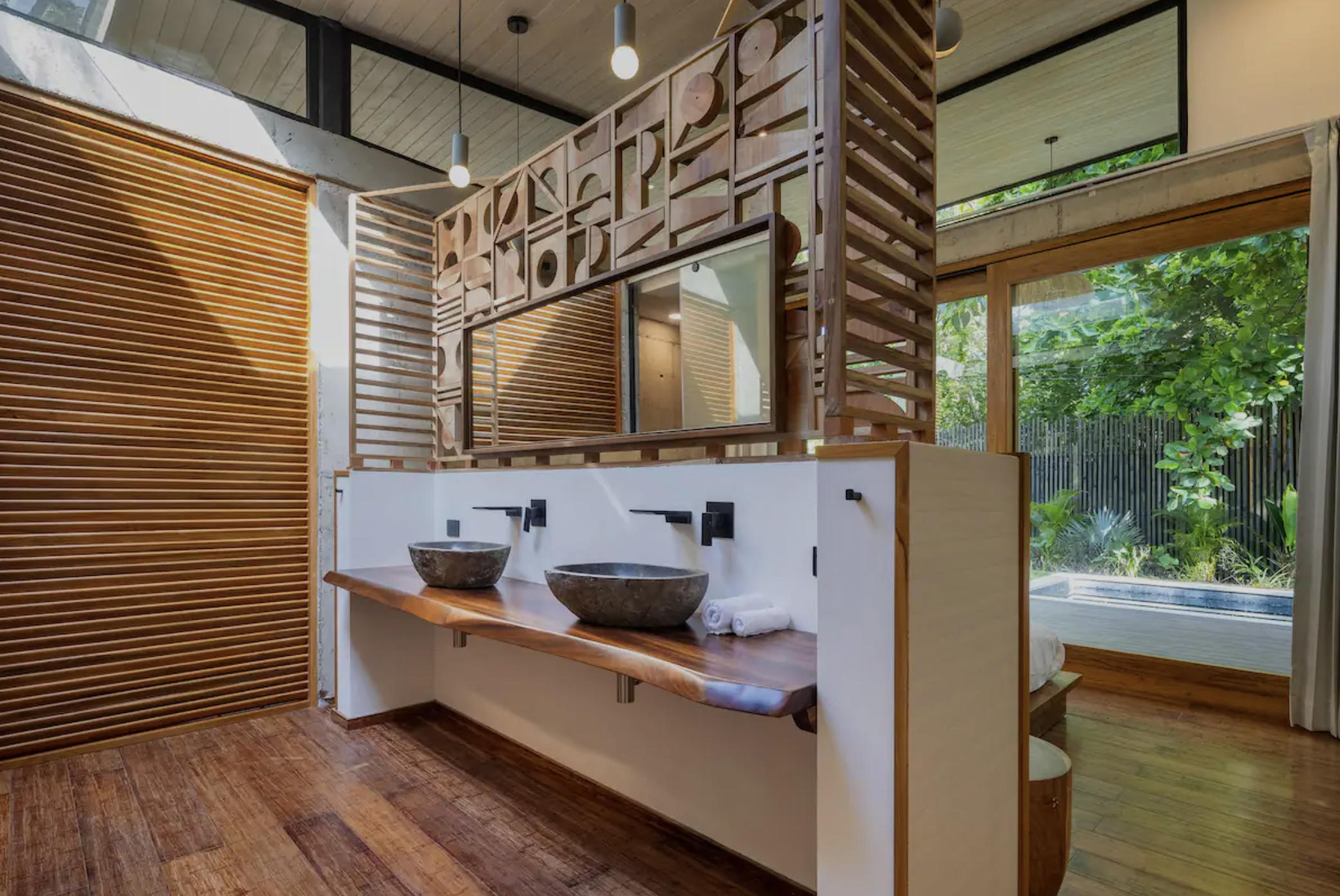 4 bed Single Family Homes For Sale in Santa Teresa, Puntarenas - thumb 16