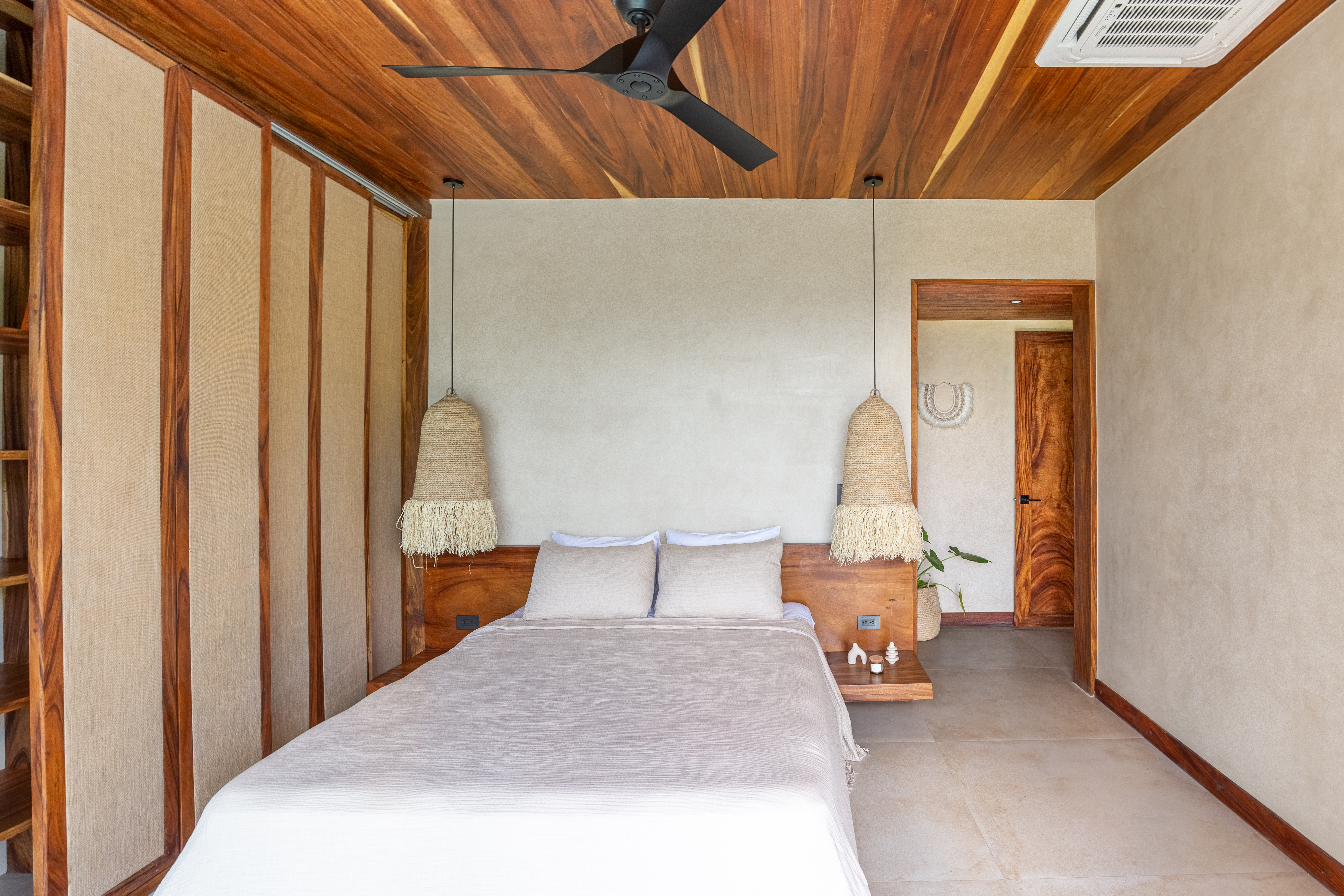 3 bed Single Family Homes For Sale in Santa Teresa, Puntarenas - thumb 5