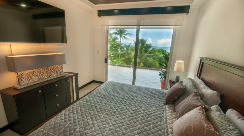 2 bed Condo For Sale in Jaco, Puntarenas - thumb 5