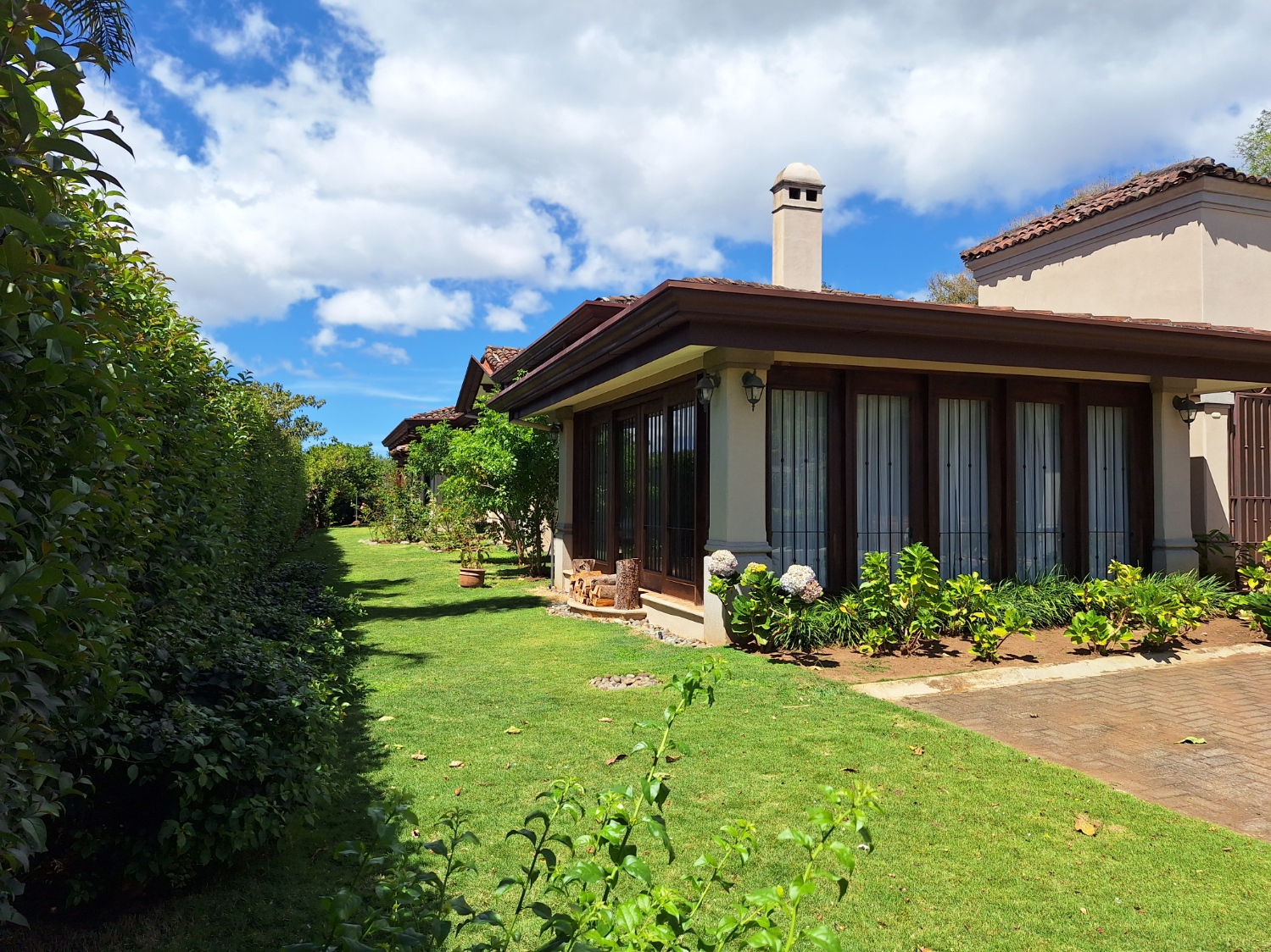 5 bed Single Family Homes For Sale in Tres Ríos, Cartago - thumb 2