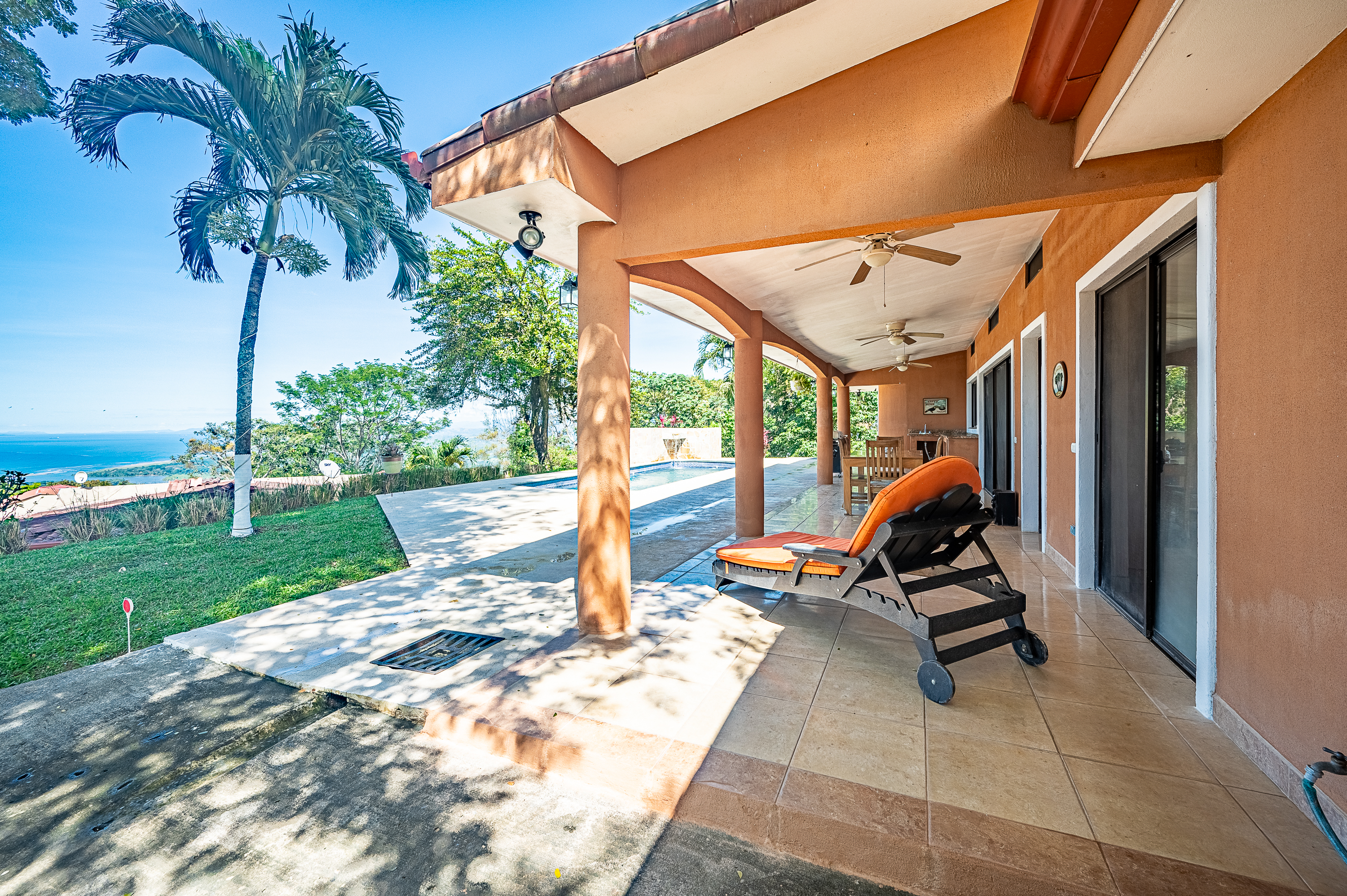 2 bed Single Family Homes For Sale in Tarcoles, Puntarenas - thumb 2