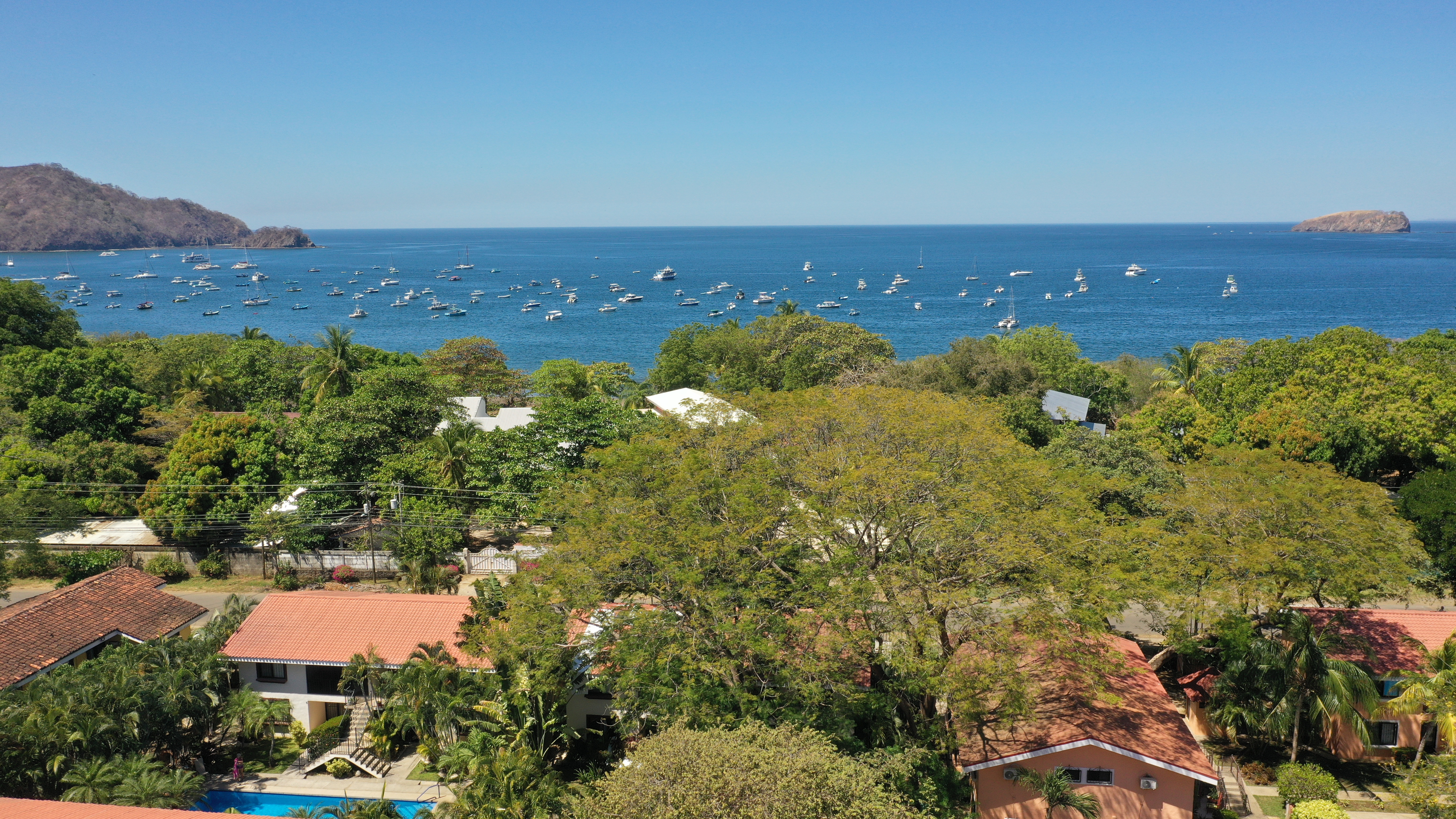 2 bed Condo For Sale in Playas Del Coco, Guanacaste - thumb 4