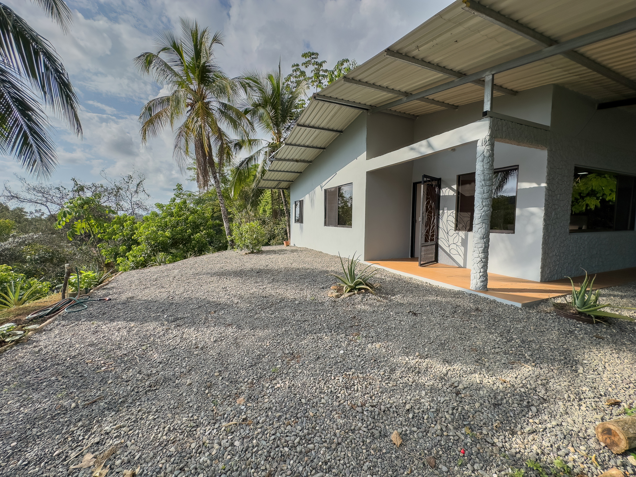 3 bed Single Family Homes For Sale in Dominical, Puntarenas - thumb 3