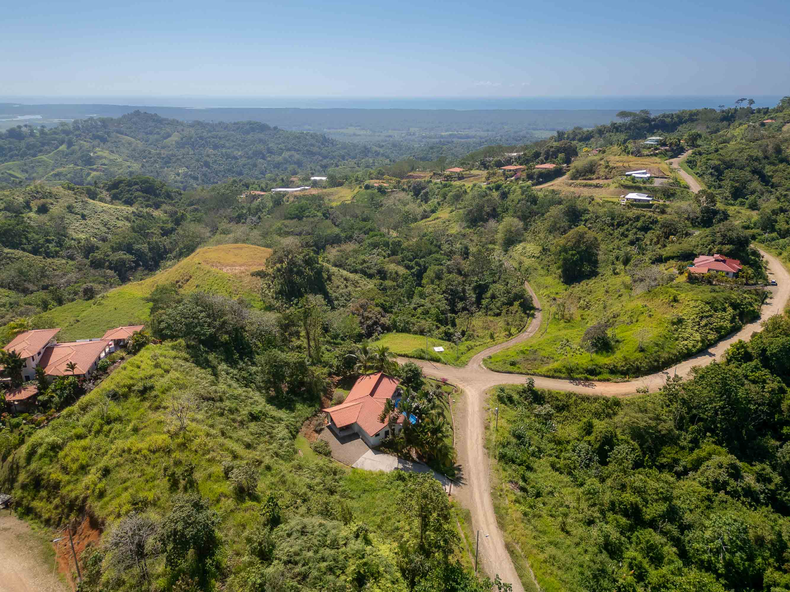 3 bed Single Family Homes For Sale in Ciudad Cortes, Puntarenas - thumb 3