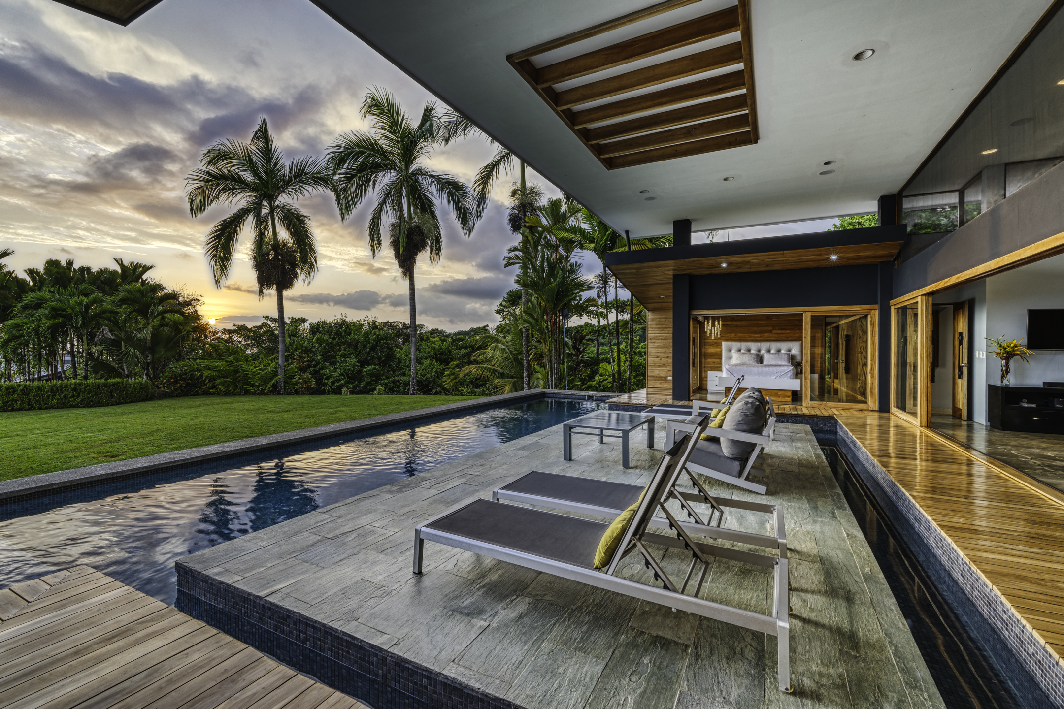 5 bed Single Family Homes For Sale in Uvita, Puntarenas - thumb 9