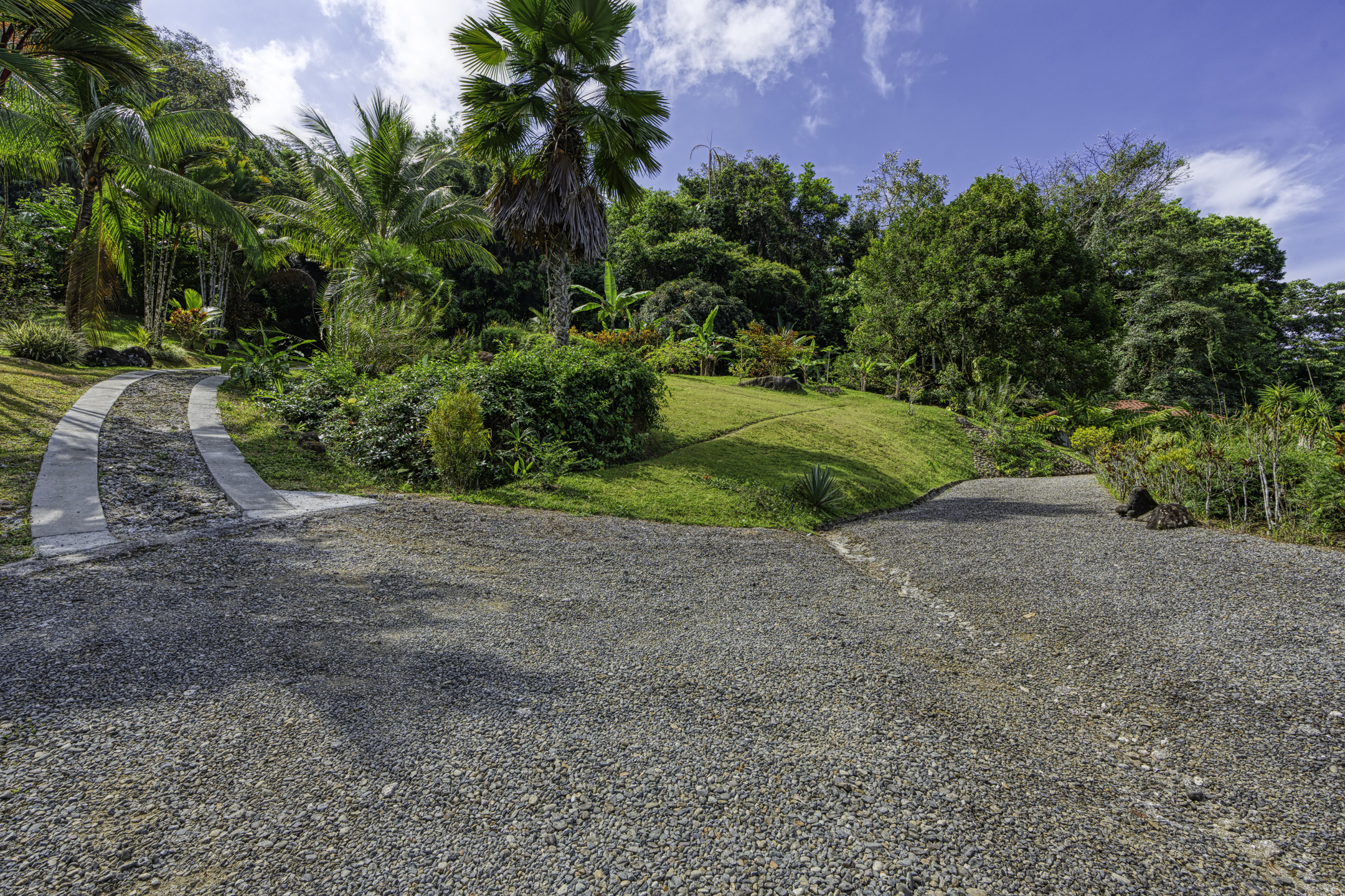 3 bed Single Family Homes For Sale in Perez Zeledon, San Jose - thumb 28