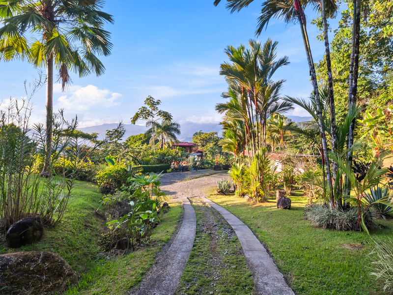 3 bed Single Family Homes For Sale in Perez Zeledon, San Jose - hero 4