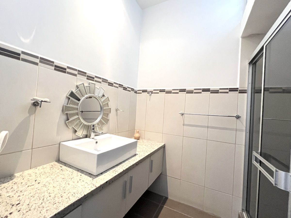 2 bed Single Family Homes For Sale in Santa Ana, San Jose - thumb 12