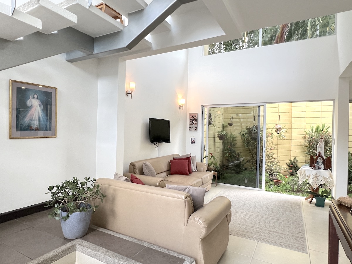 2 bed Single Family Homes For Sale in Santa Ana, San Jose - thumb 5