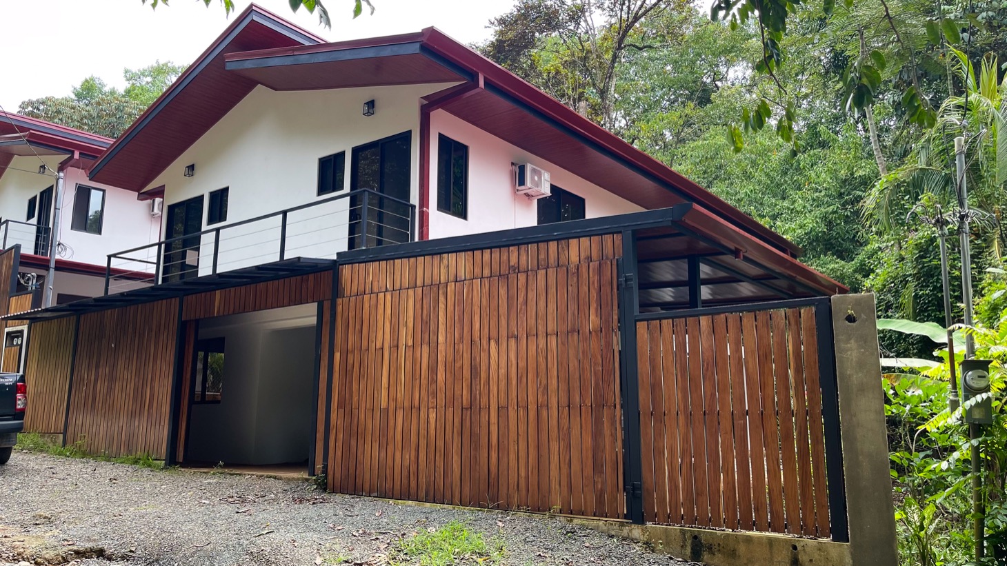 4 bed Single Family Homes For Sale in Uvita, Puntarenas - thumb 2