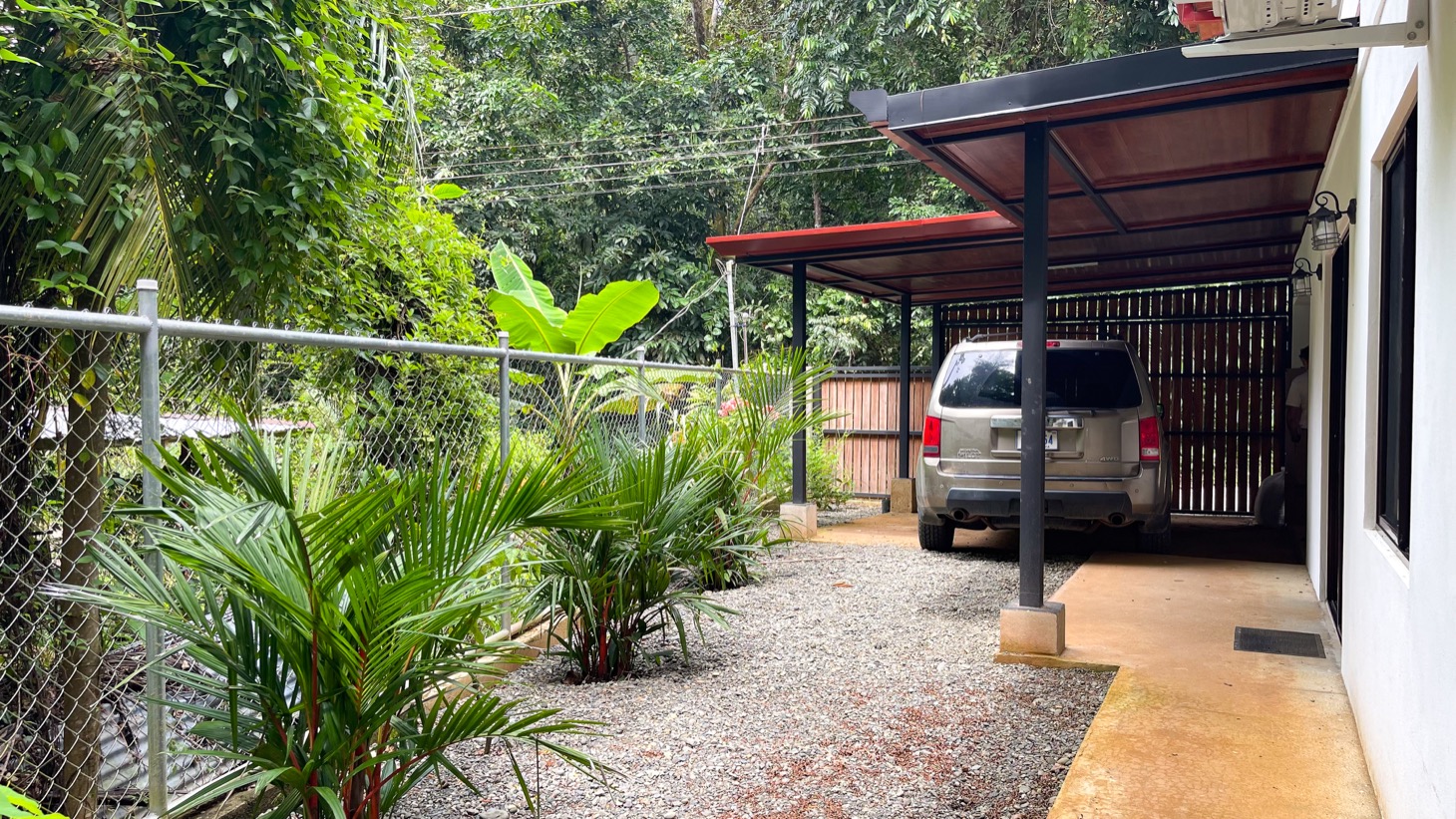 4 bed Single Family Homes For Sale in Uvita, Puntarenas - thumb 5