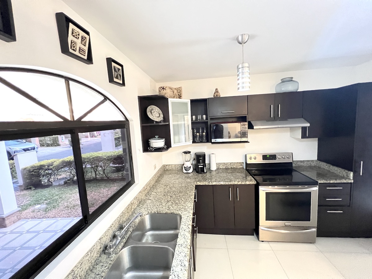 3 bed Condo For Sale in Escazu, San Jose - thumb 6