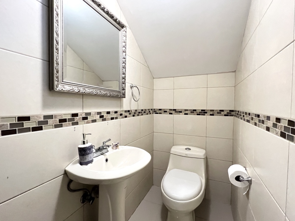 3 bed Condo For Sale in Escazu, San Jose - thumb 9