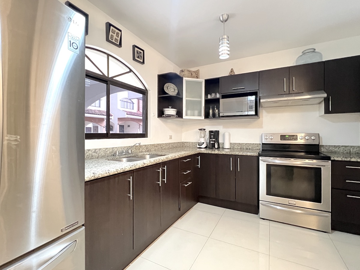 3 bed Condo For Sale in Escazu, San Jose - thumb 2