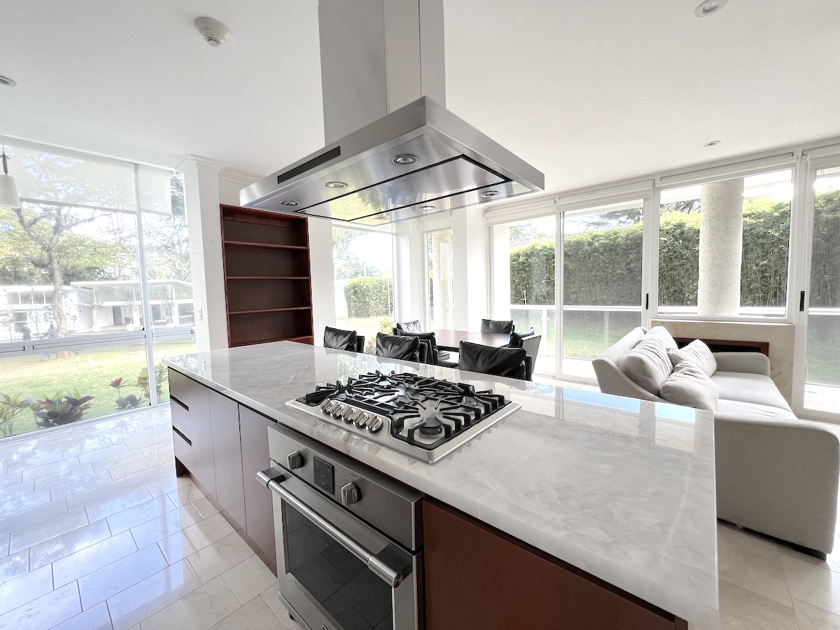 3 bed Apartment For Sale in Escazu, San Jose - thumb 11