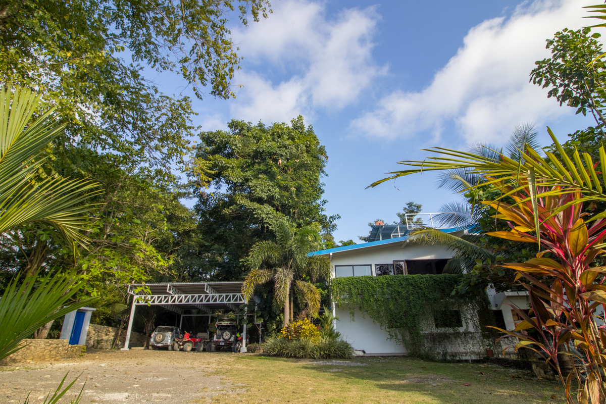 5 bed Single Family Homes For Sale in Santiago, Puntarenas - thumb 6