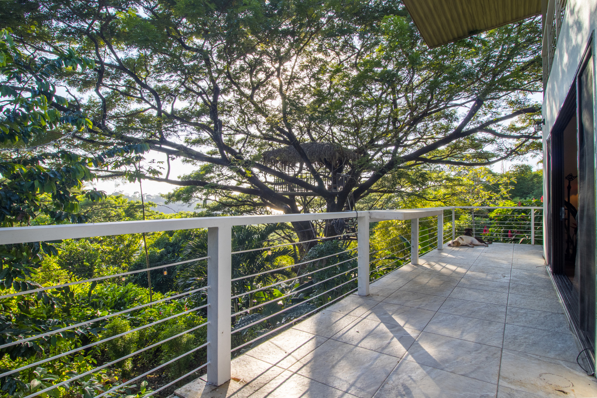 5 bed Single Family Homes For Sale in Santiago, Puntarenas - thumb 1