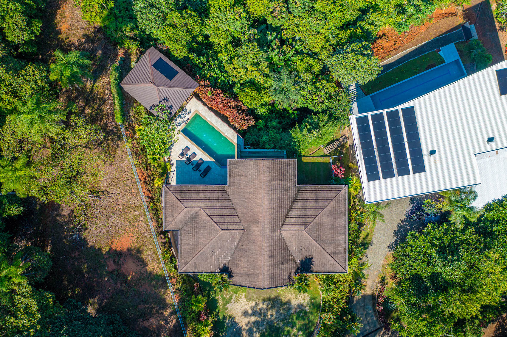 4 bed Single Family Homes For Sale in Ojochal, Puntarenas - thumb 2