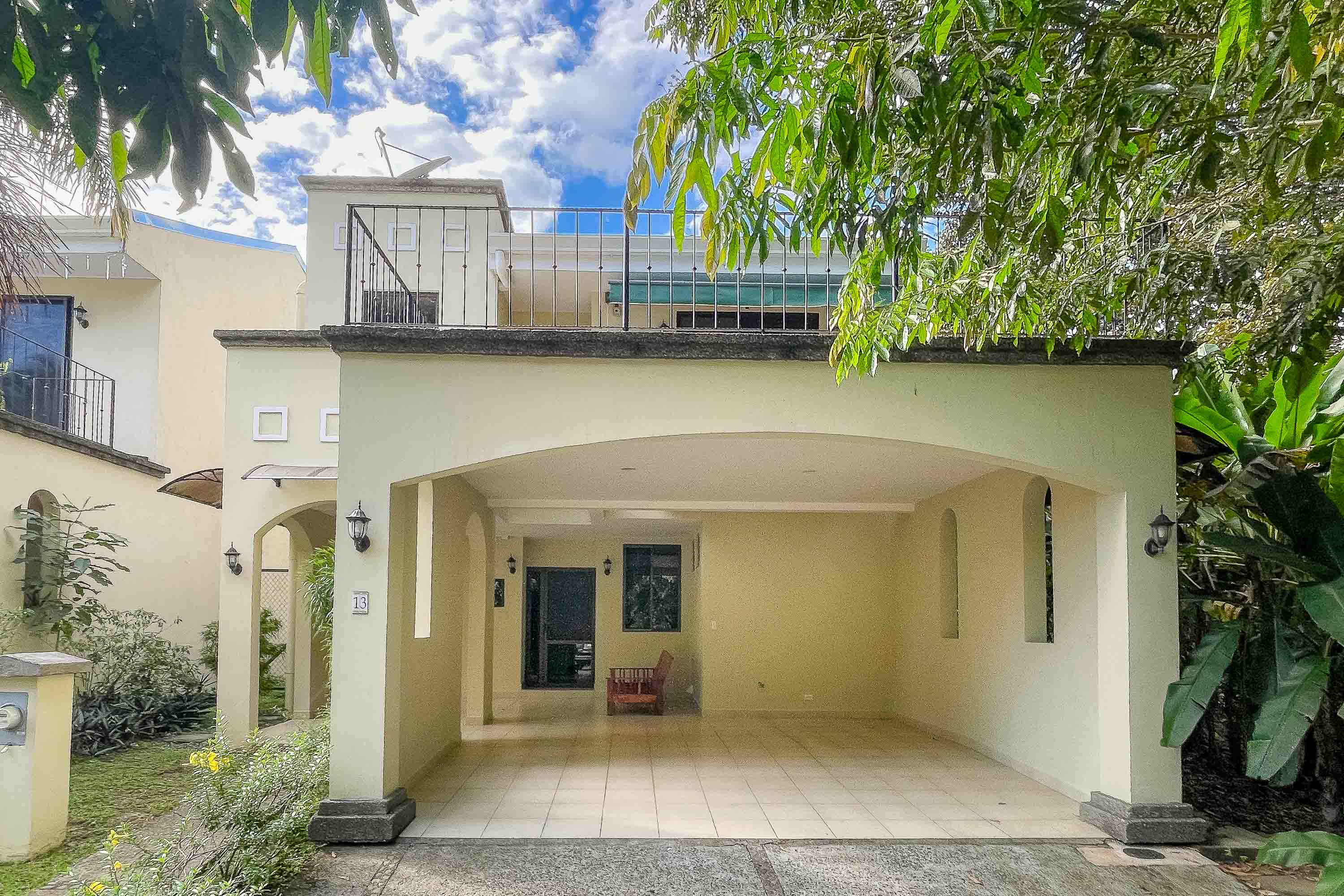 3 bed Single Family Homes For Sale in Manuel Antonio, Puntarenas - thumb 7