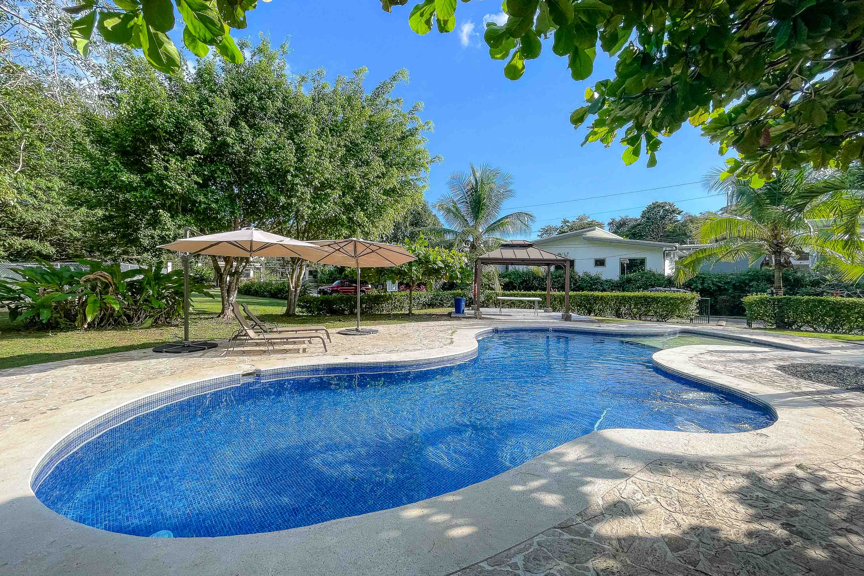 3 bed Single Family Homes For Sale in Manuel Antonio, Puntarenas - thumb 12