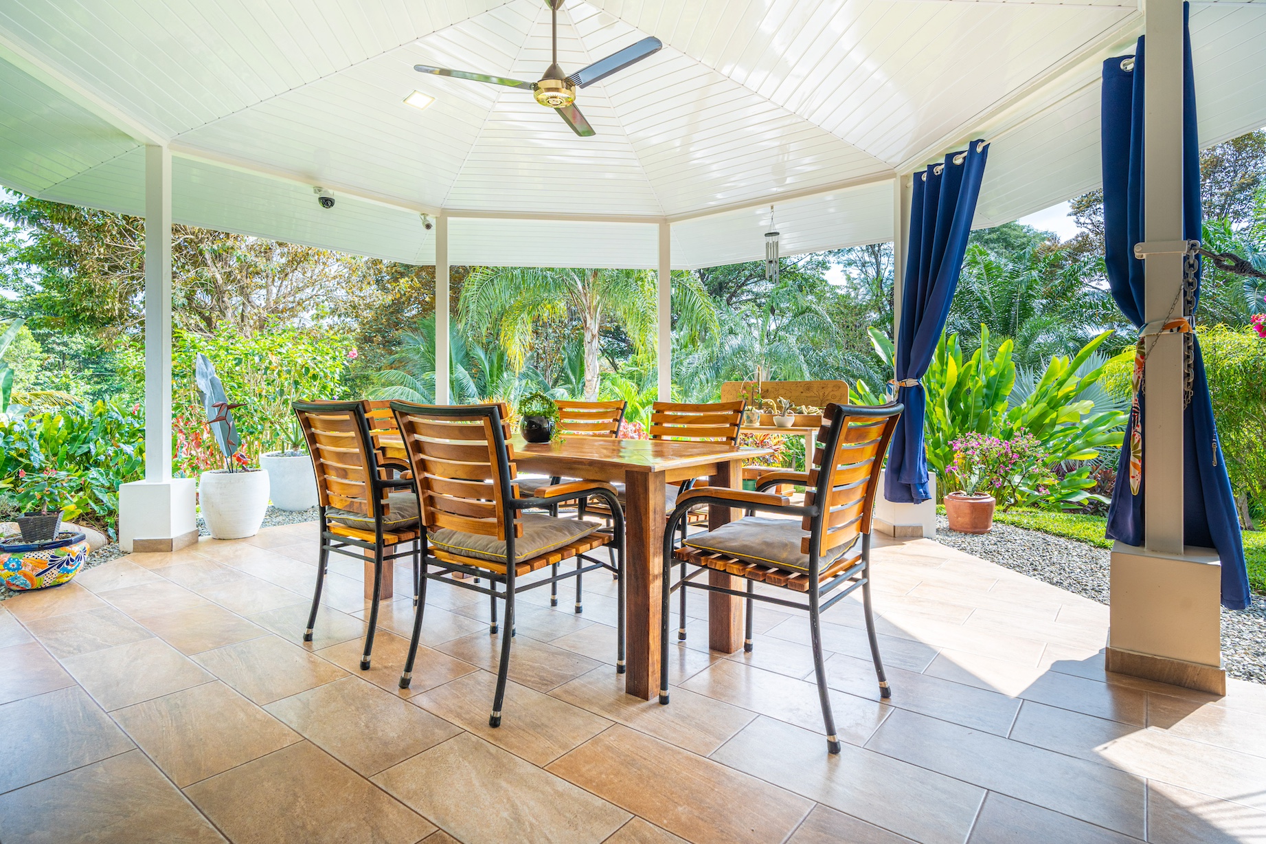 6 bed Single Family Homes For Sale in Ojochal, Puntarenas - thumb 12