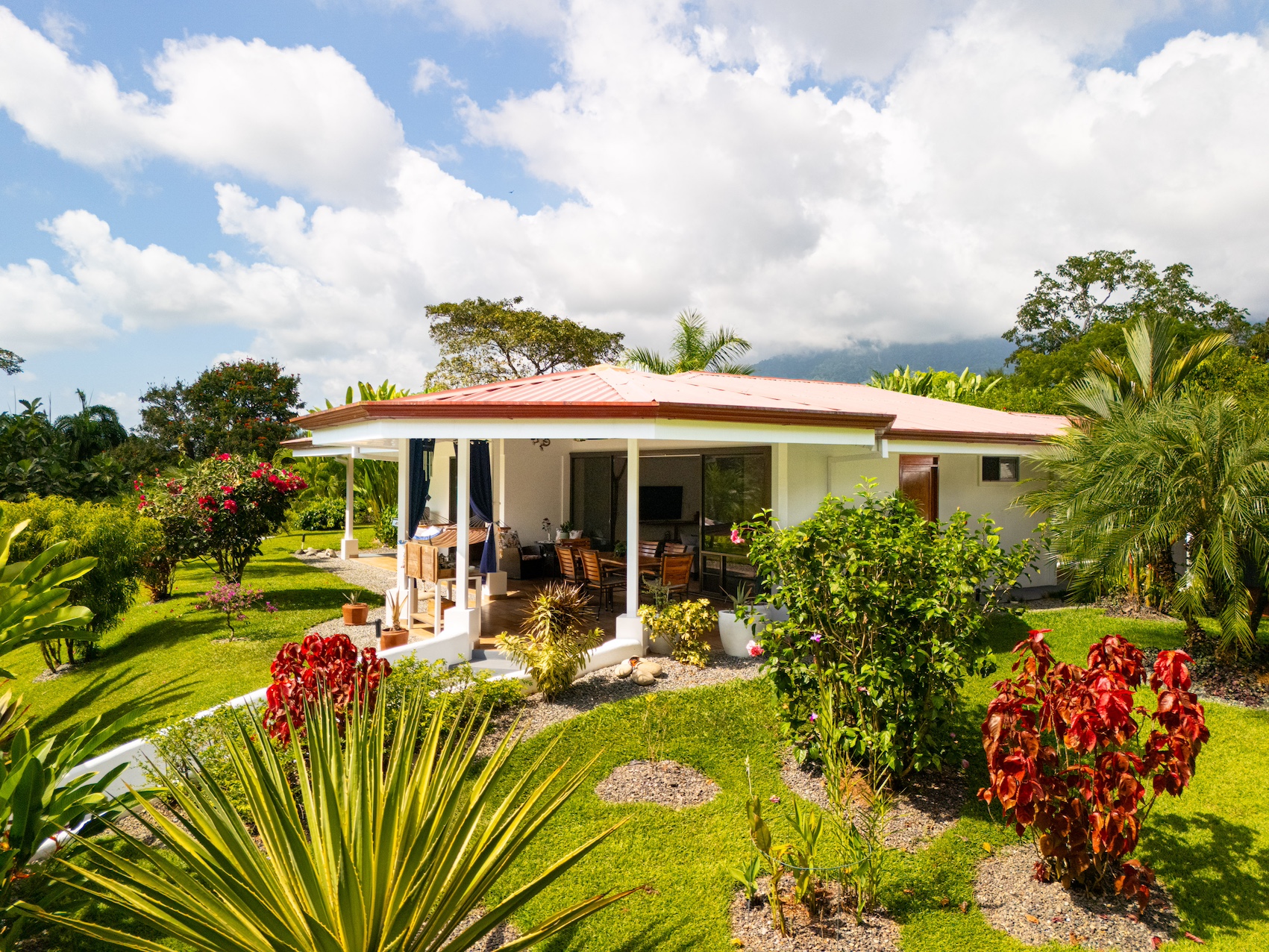 6 bed Single Family Homes For Sale in Ojochal, Puntarenas - thumb 11