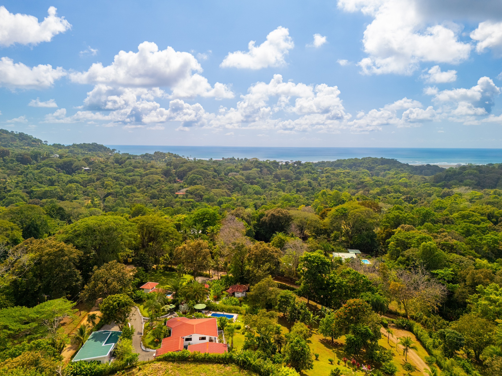 6 bed Single Family Homes For Sale in Ojochal, Puntarenas - thumb 5