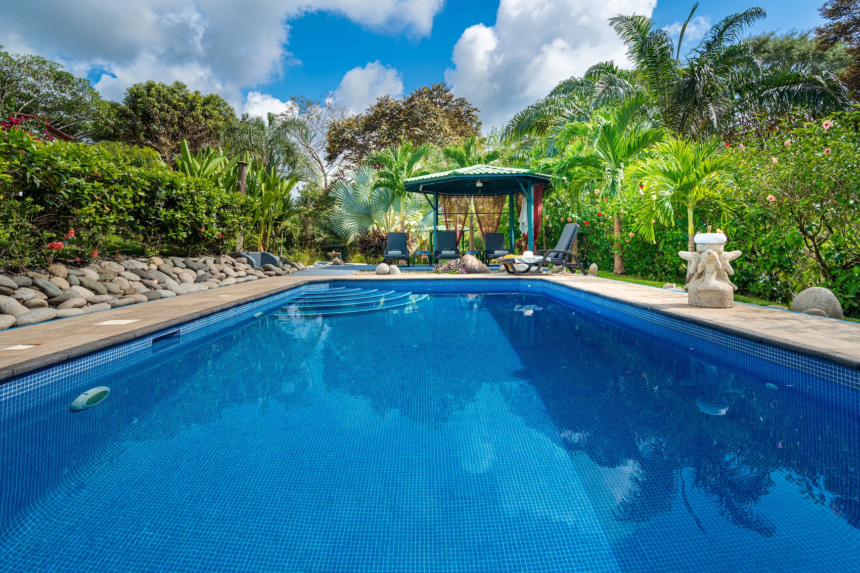 6 bed Single Family Homes For Sale in Ojochal, Puntarenas - thumb 10