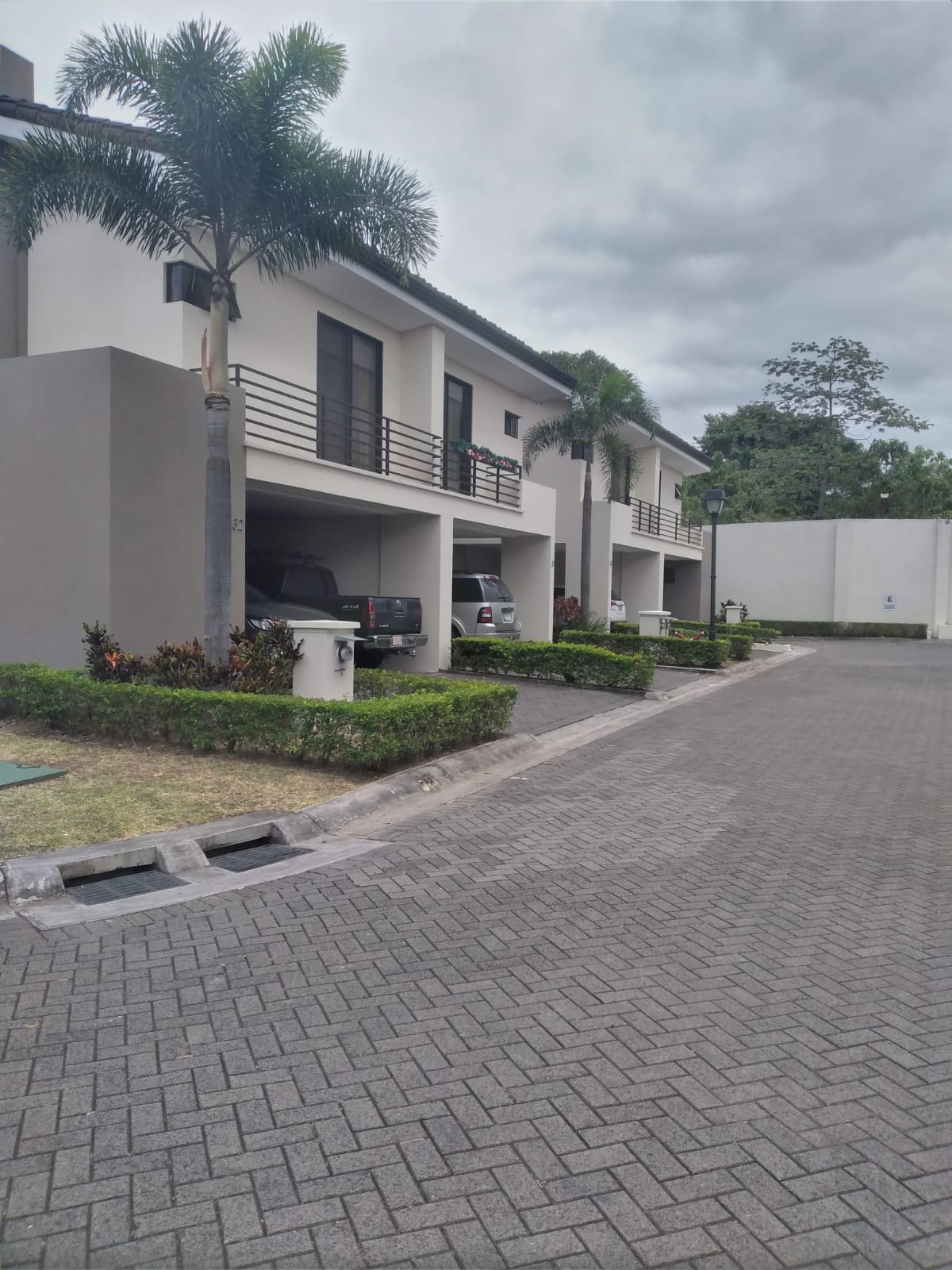 4 bed Single Family Homes For Sale in Brasil De Mora, San Jose - thumb 2