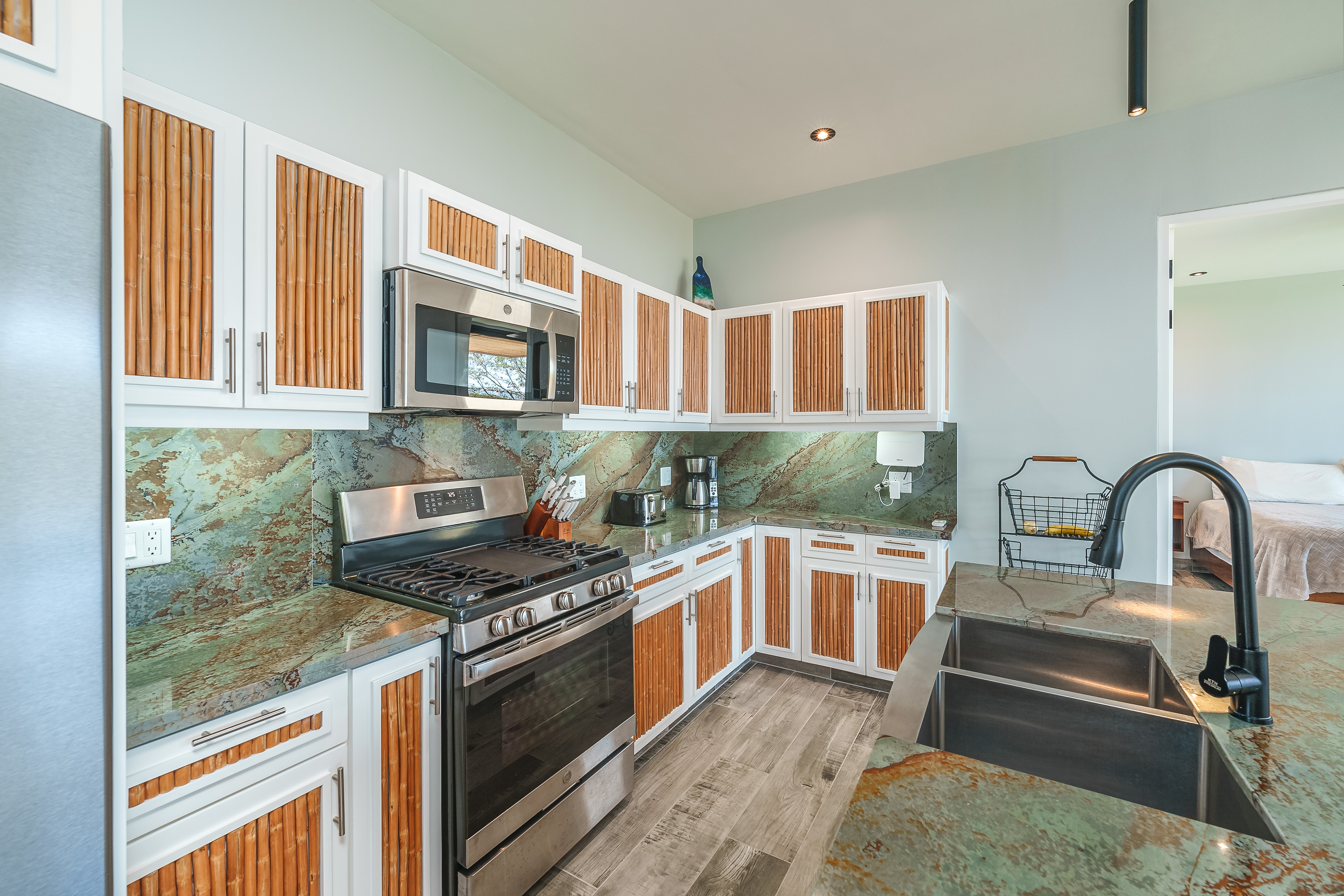 2 bed Single Family Homes For Sale in Playa Negra, Guanacaste - thumb 9