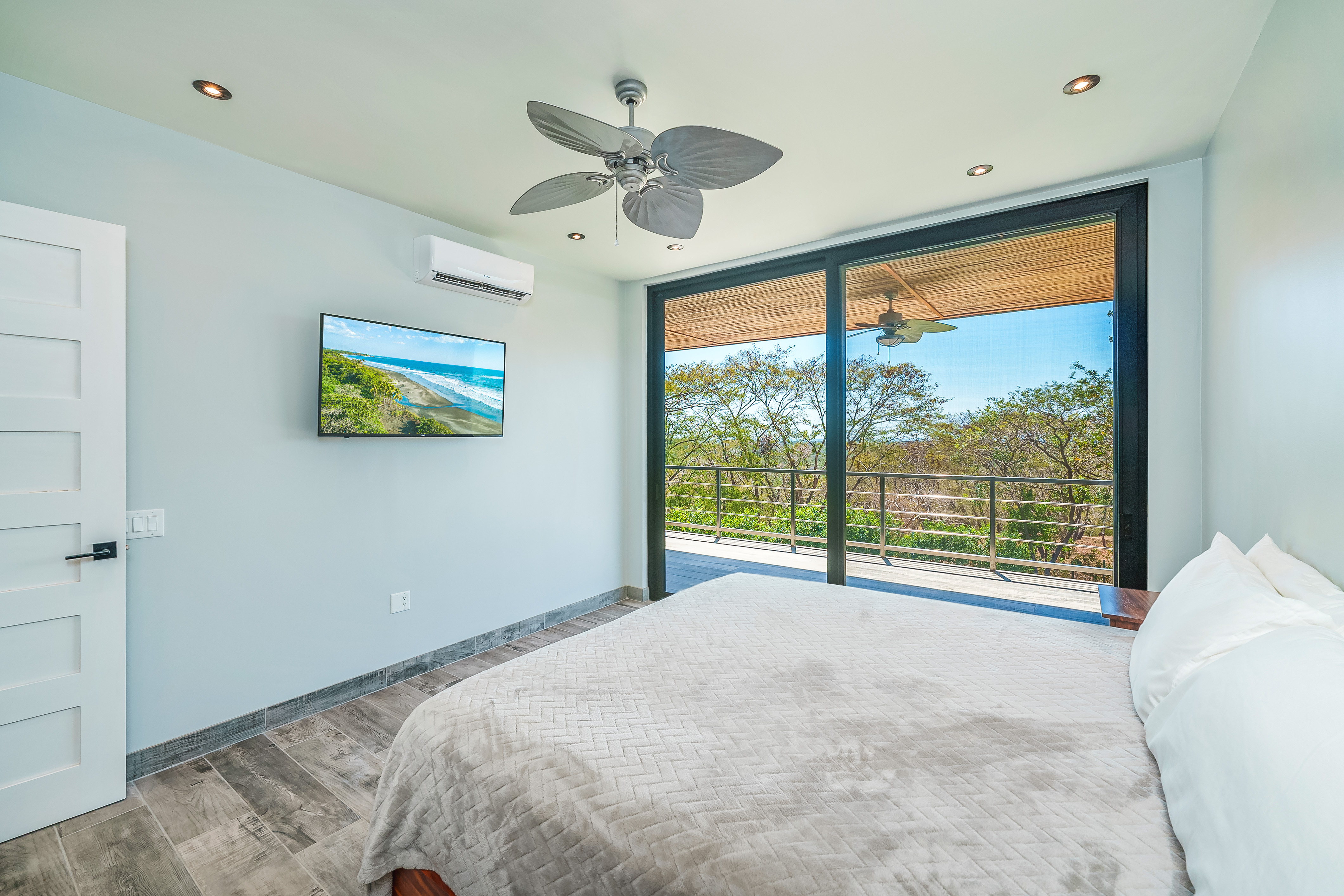 2 bed Single Family Homes For Sale in Playa Negra, Guanacaste - thumb 26