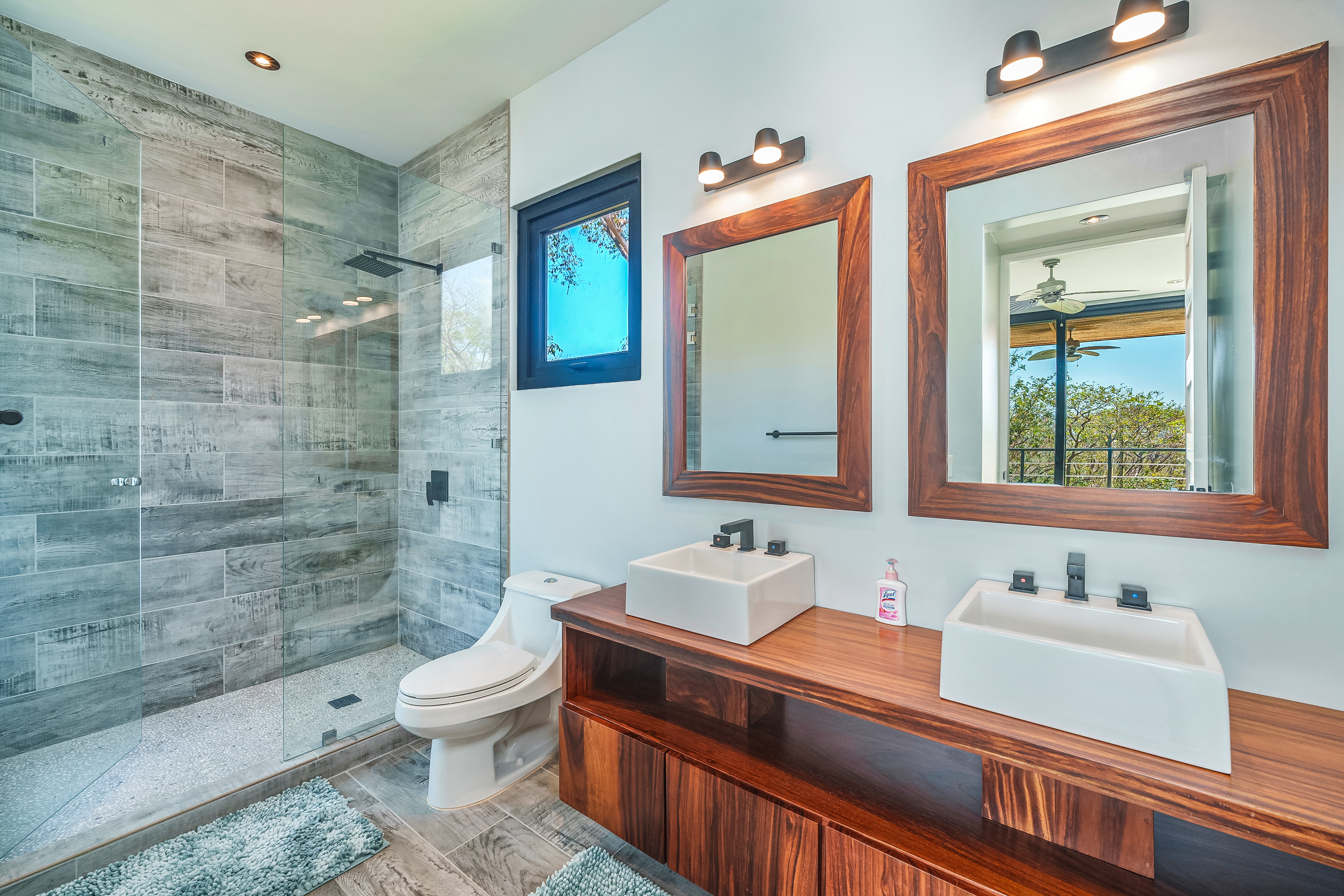 2 bed Single Family Homes For Sale in Playa Negra, Guanacaste - thumb 28